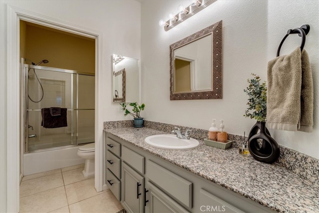 322 Montebello Oaks