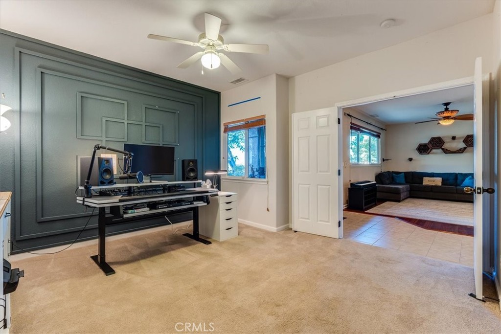 322 Montebello Oaks