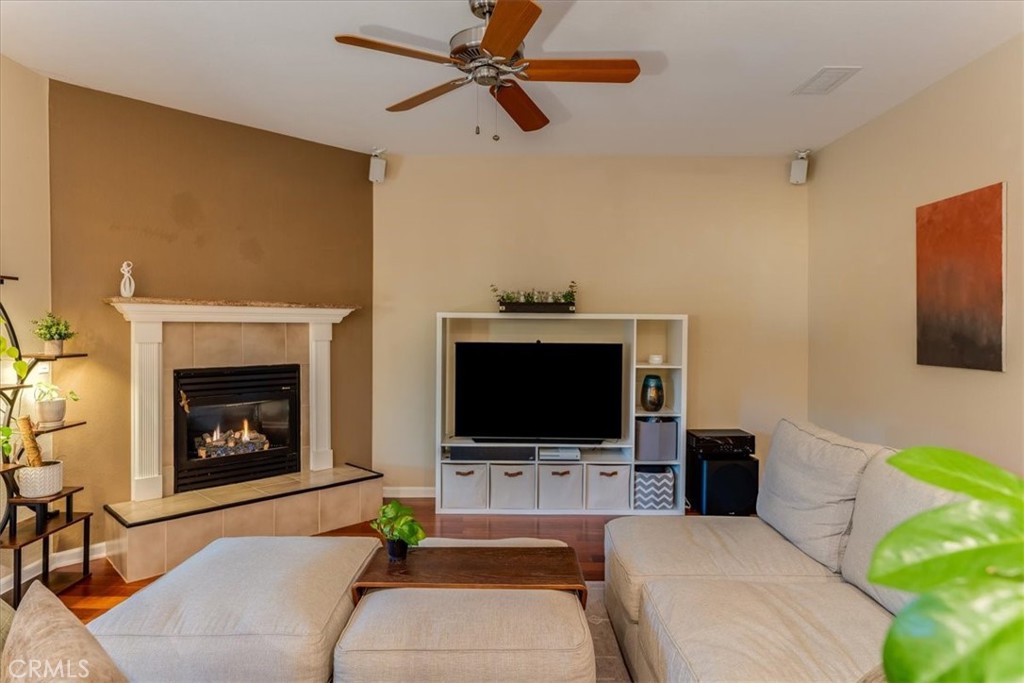 322 Montebello Oaks