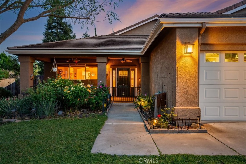 322 Montebello Oaks