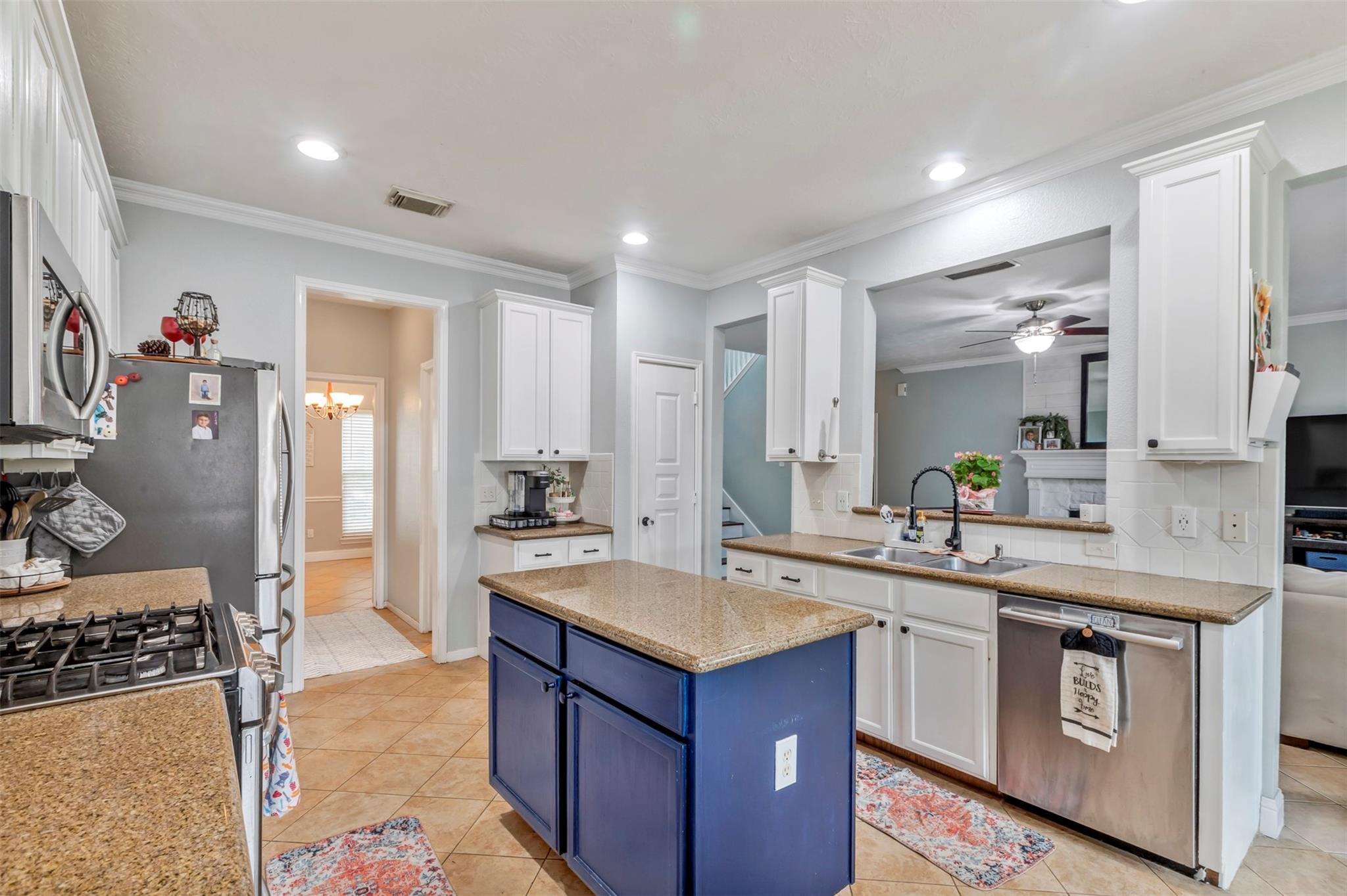 10010 Silverwood Way