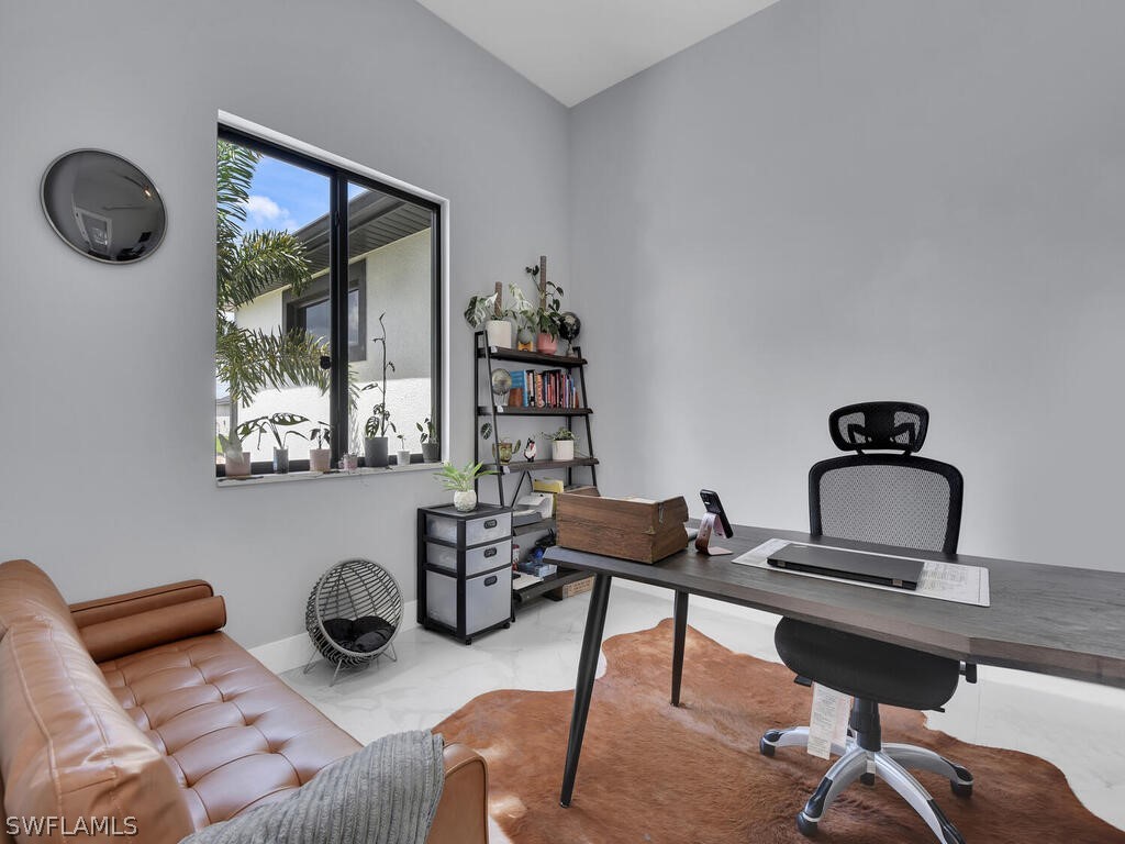 130 NW 13th ST