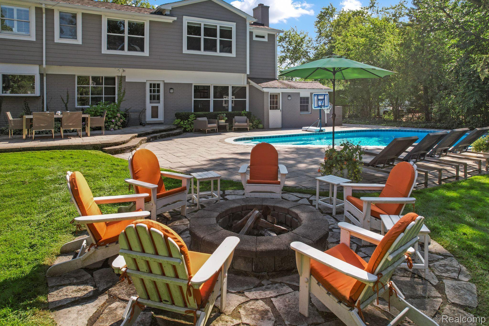 800 WILLOWAY ESTATES Drive