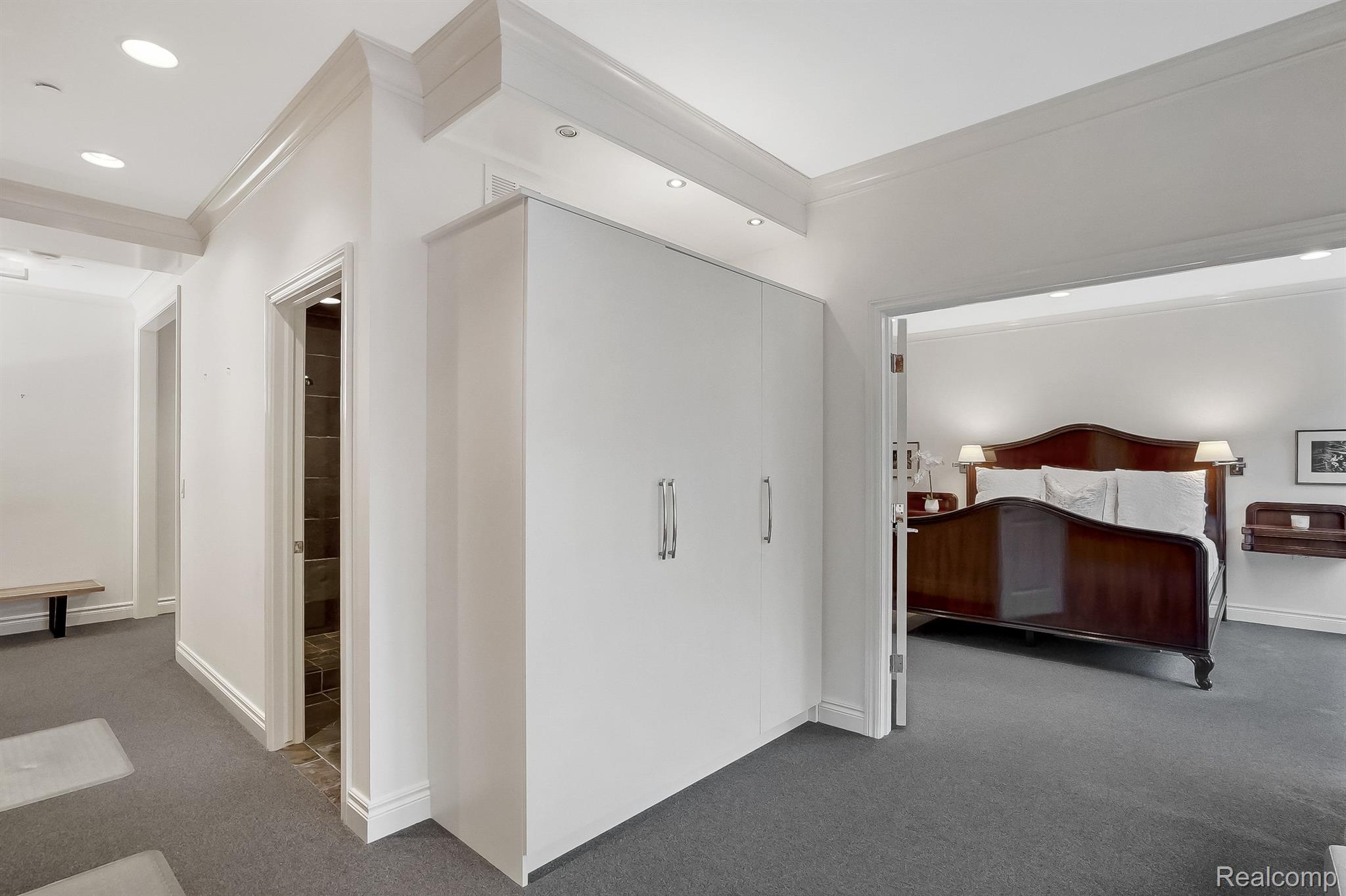 111 WILLITS Street 309
