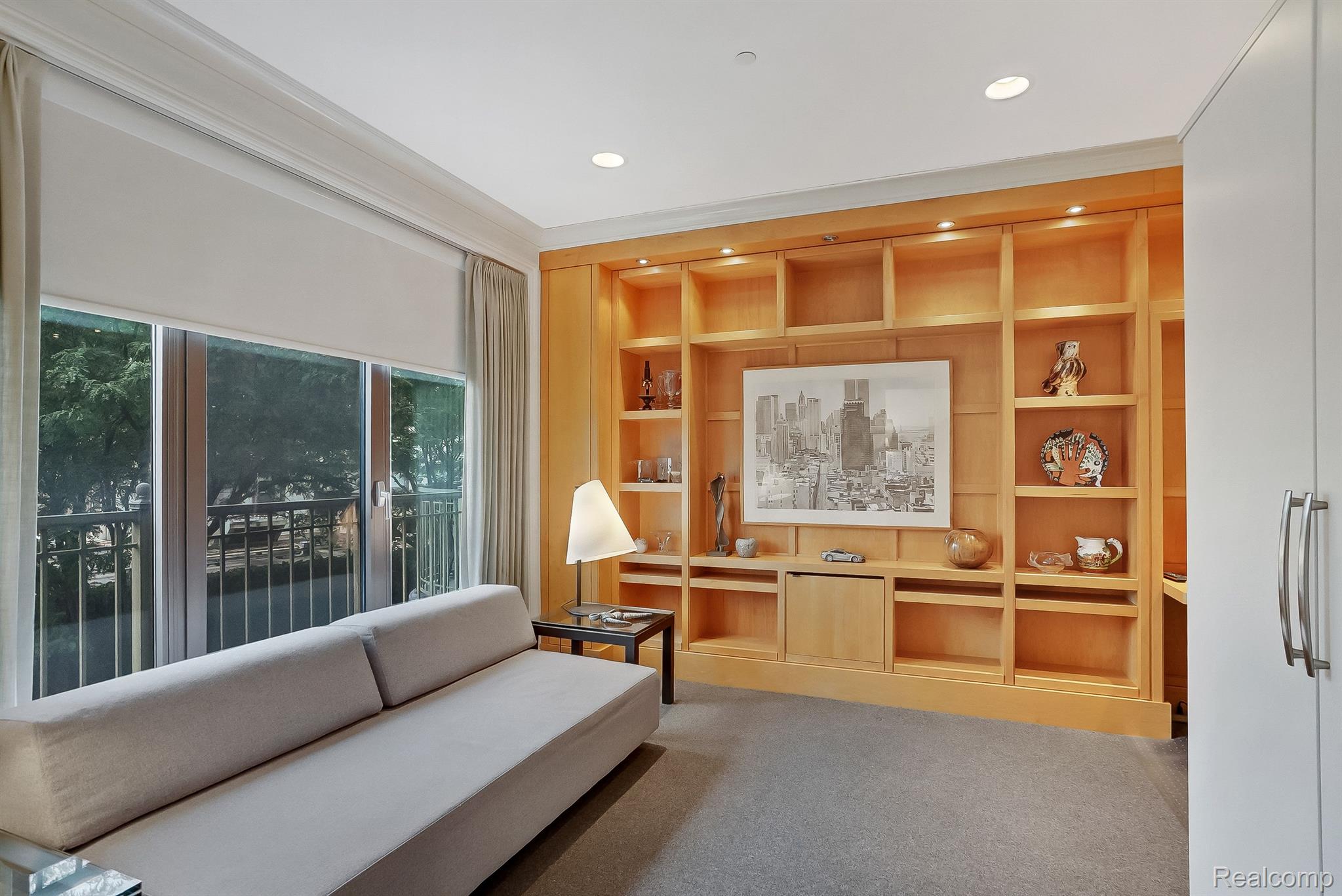 111 WILLITS Street 309