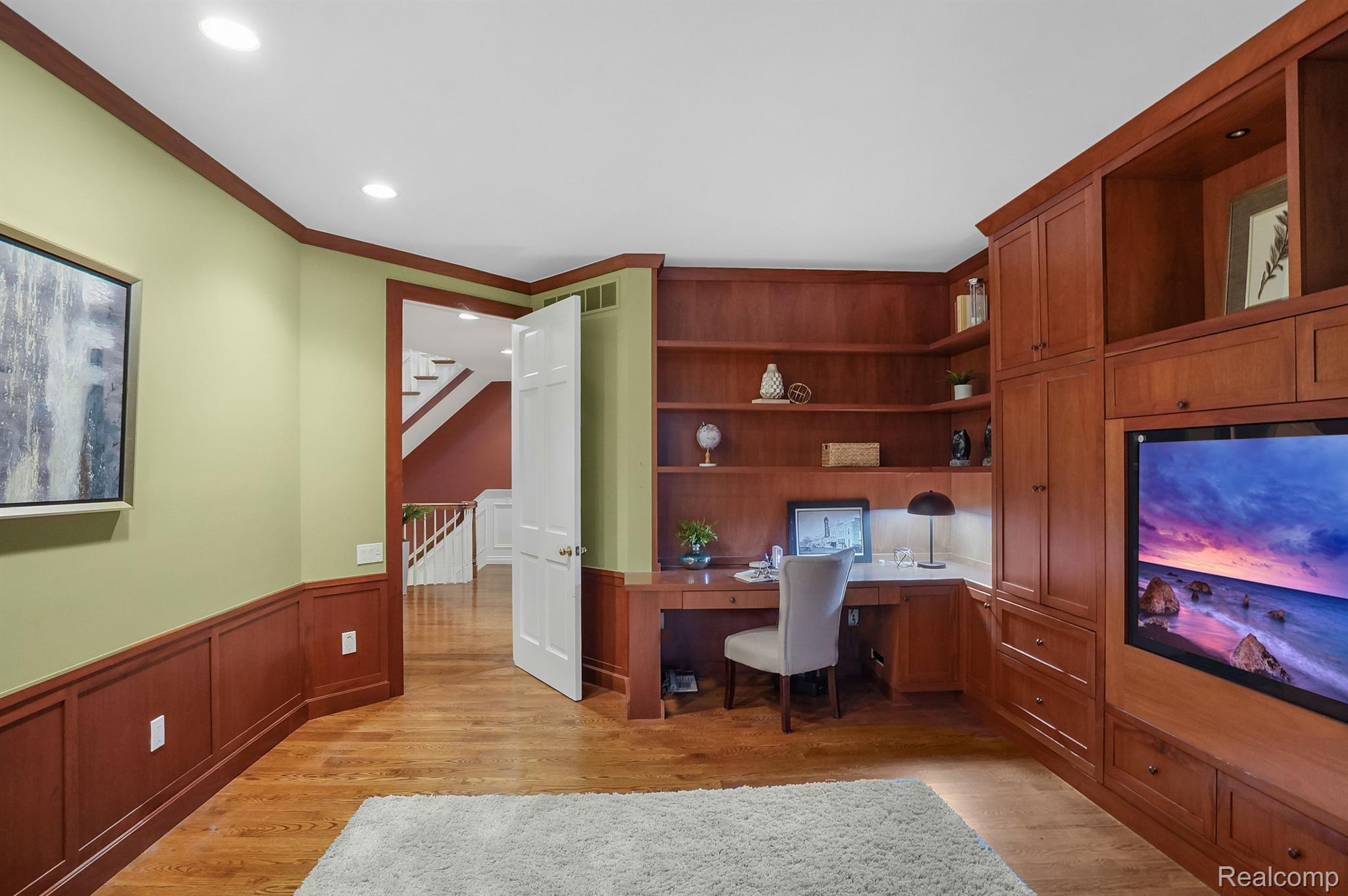 6212 BROMLEY Court