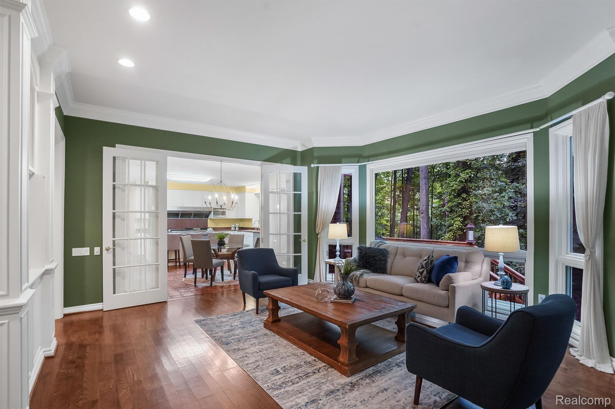 6212 BROMLEY Court