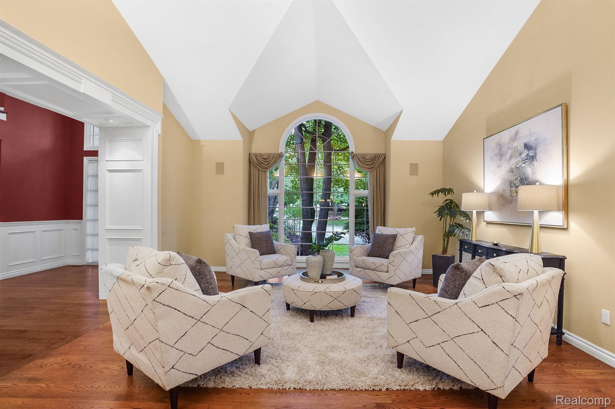 6212 BROMLEY Court
