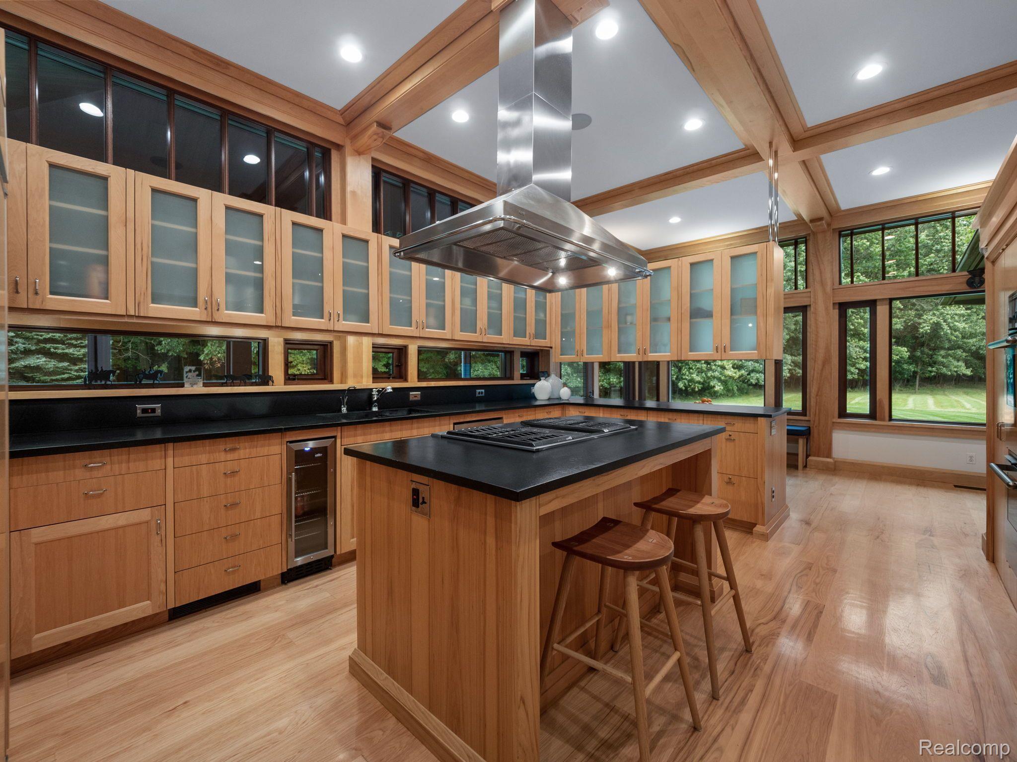 3211 WILDER Road