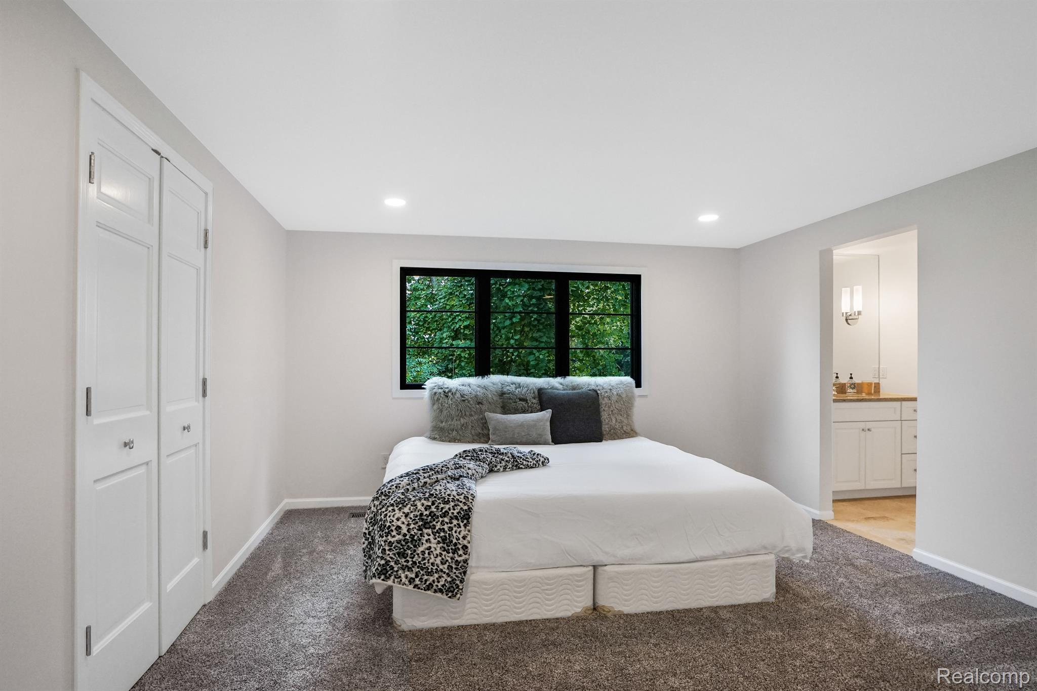 1422 WESTBORO Drive