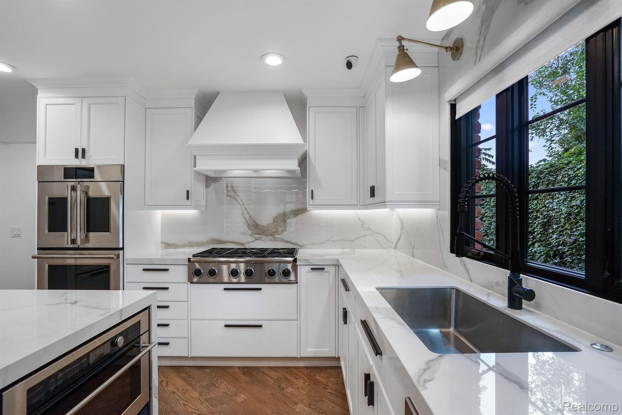 1422 WESTBORO Drive