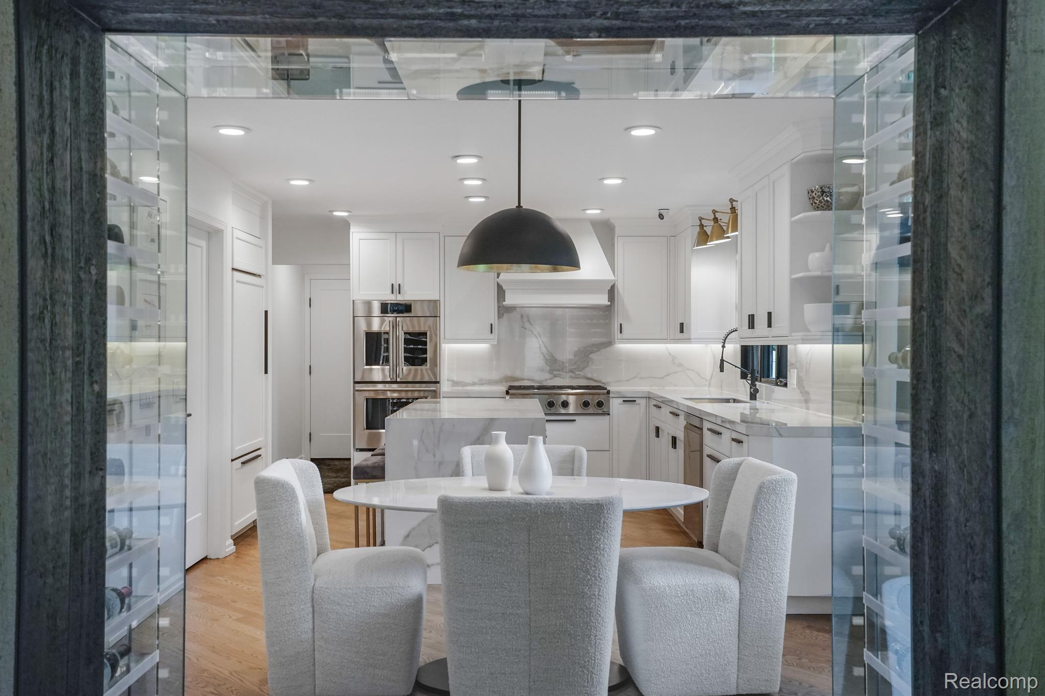 1422 WESTBORO Drive
