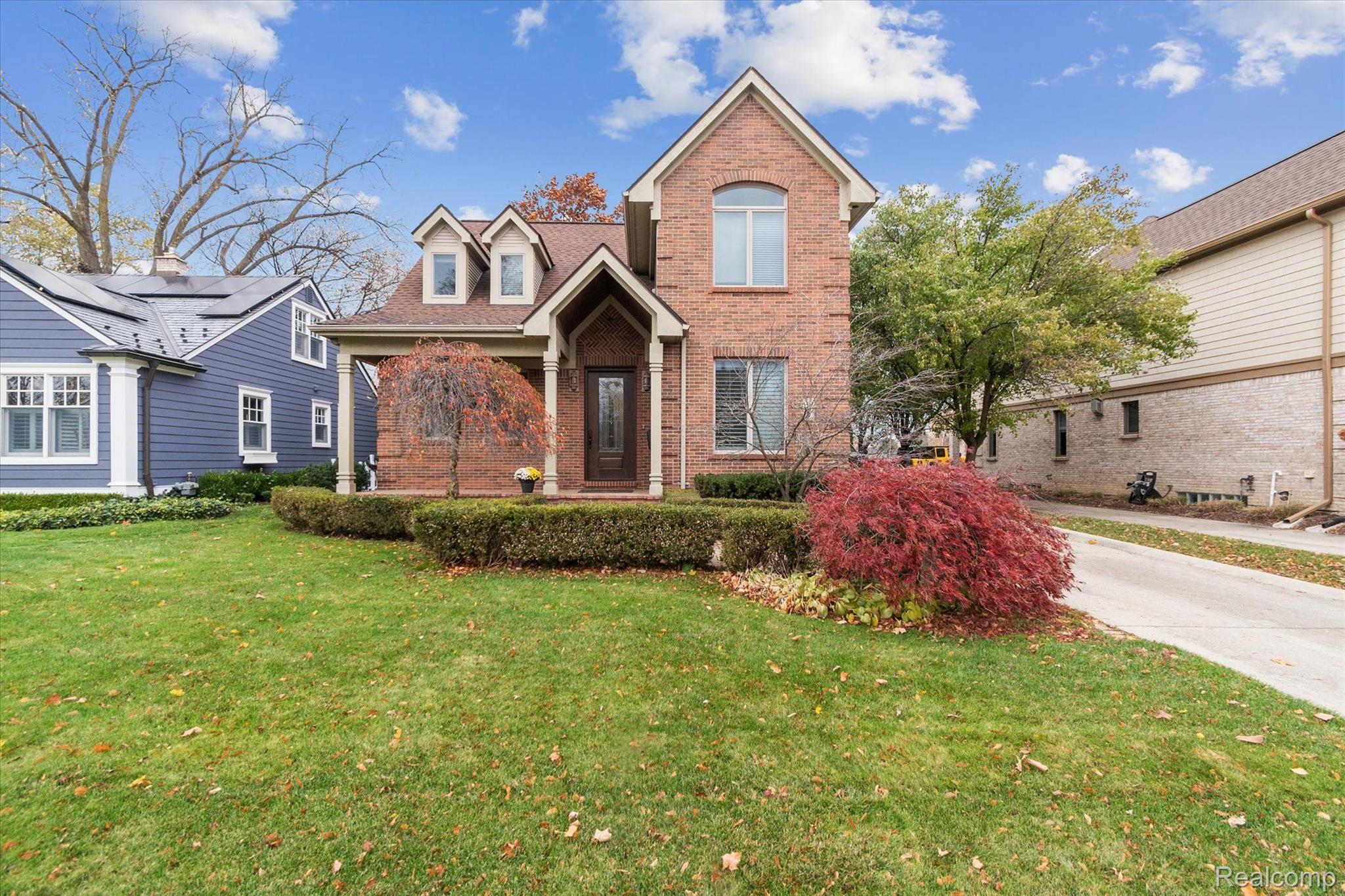 499 BENNAVILLE Avenue