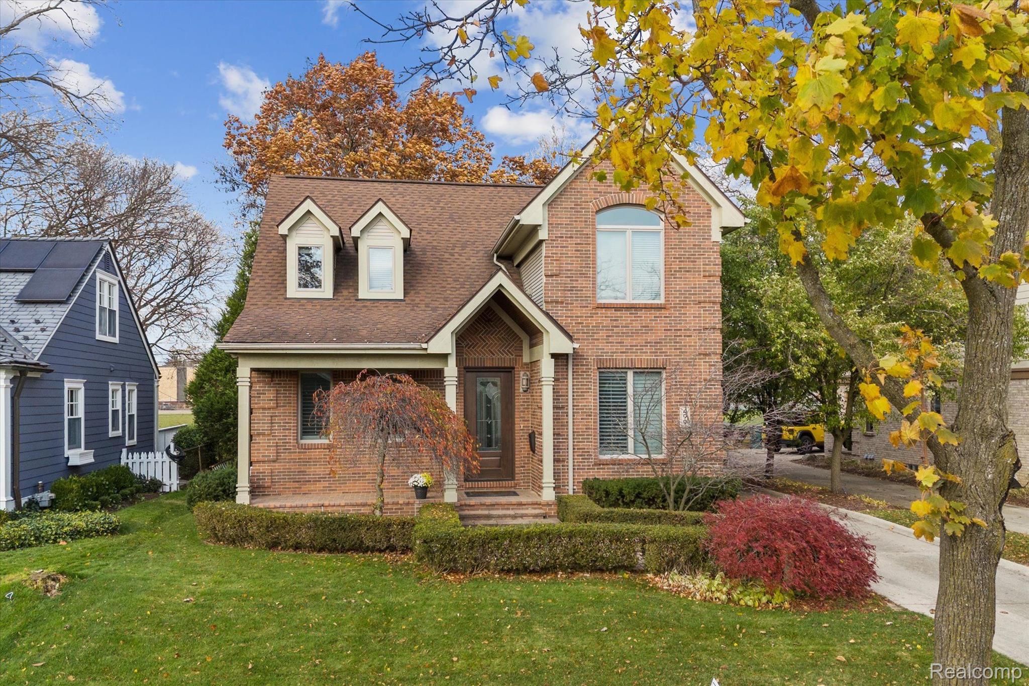 499 BENNAVILLE Avenue