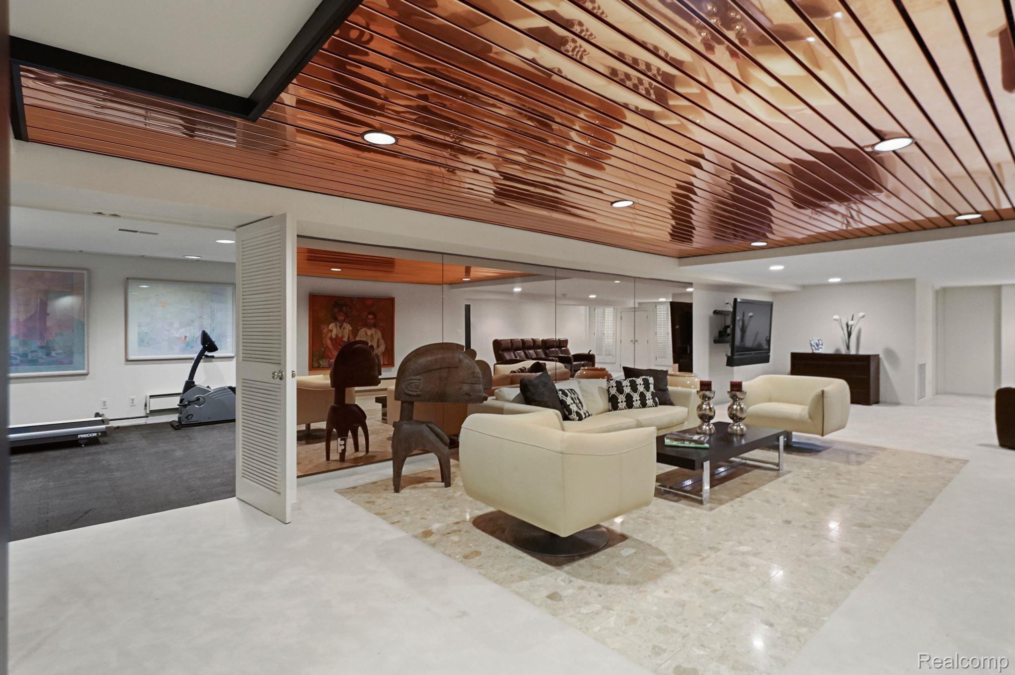 335 PINE RIDGE Drive