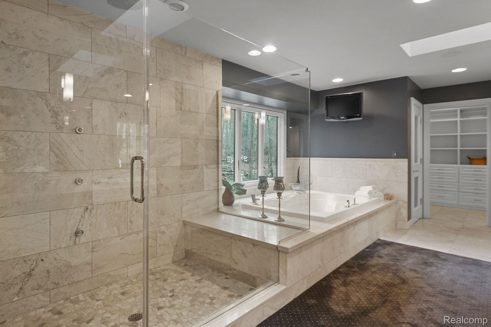 335 PINE RIDGE Drive