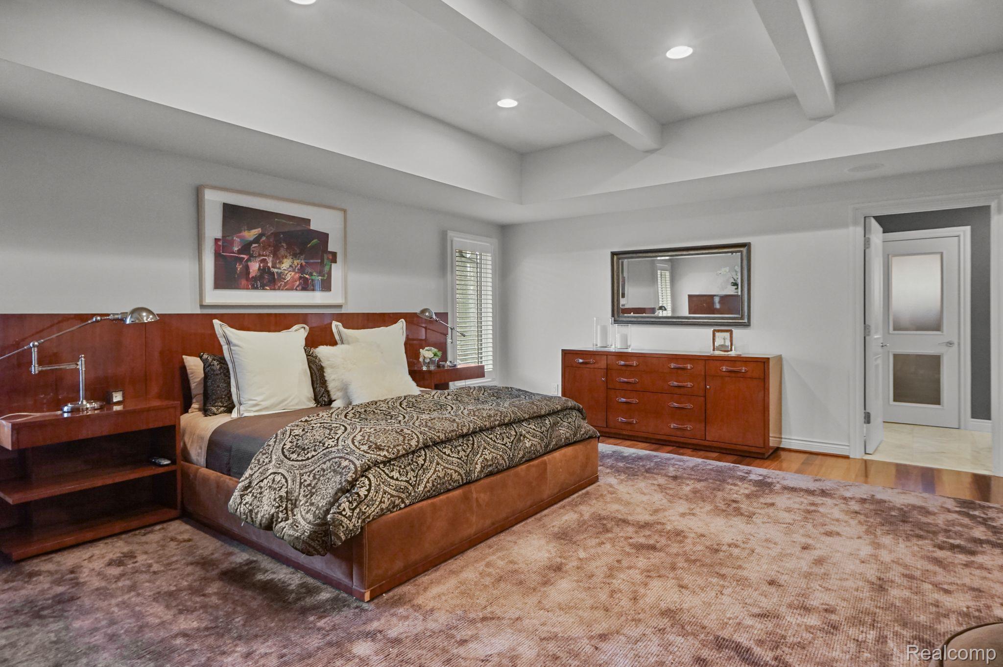 335 PINE RIDGE Drive
