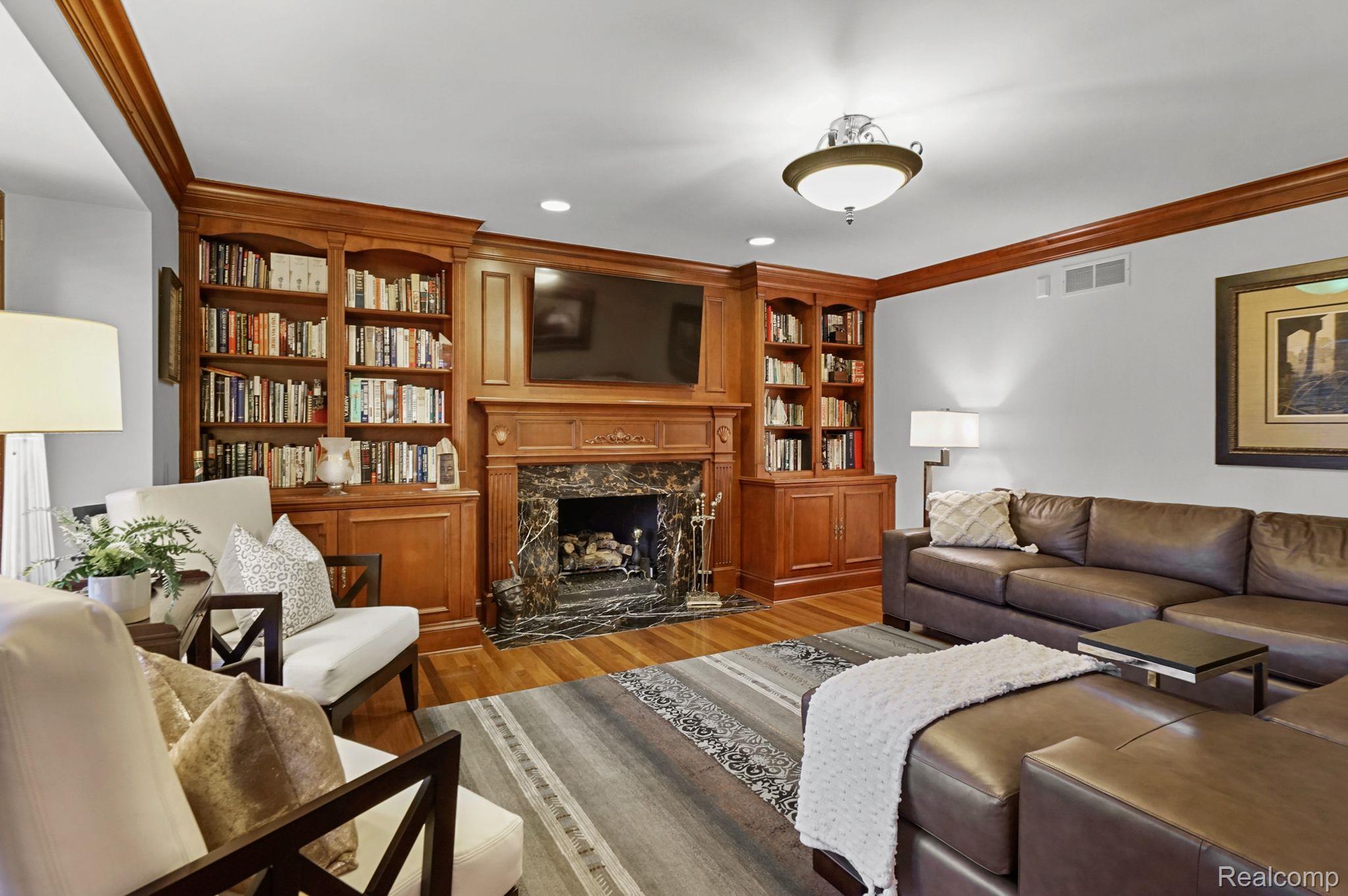 335 PINE RIDGE Drive