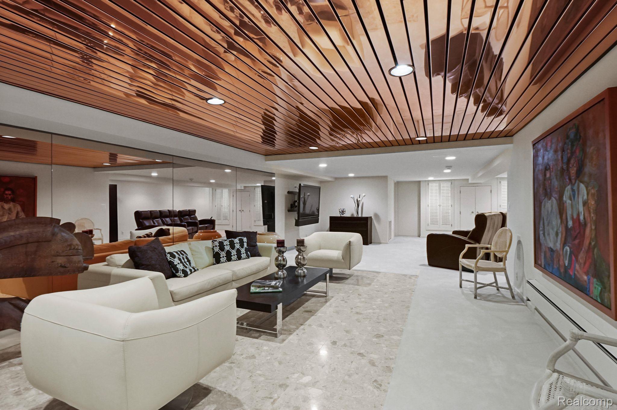 335 PINE RIDGE Drive