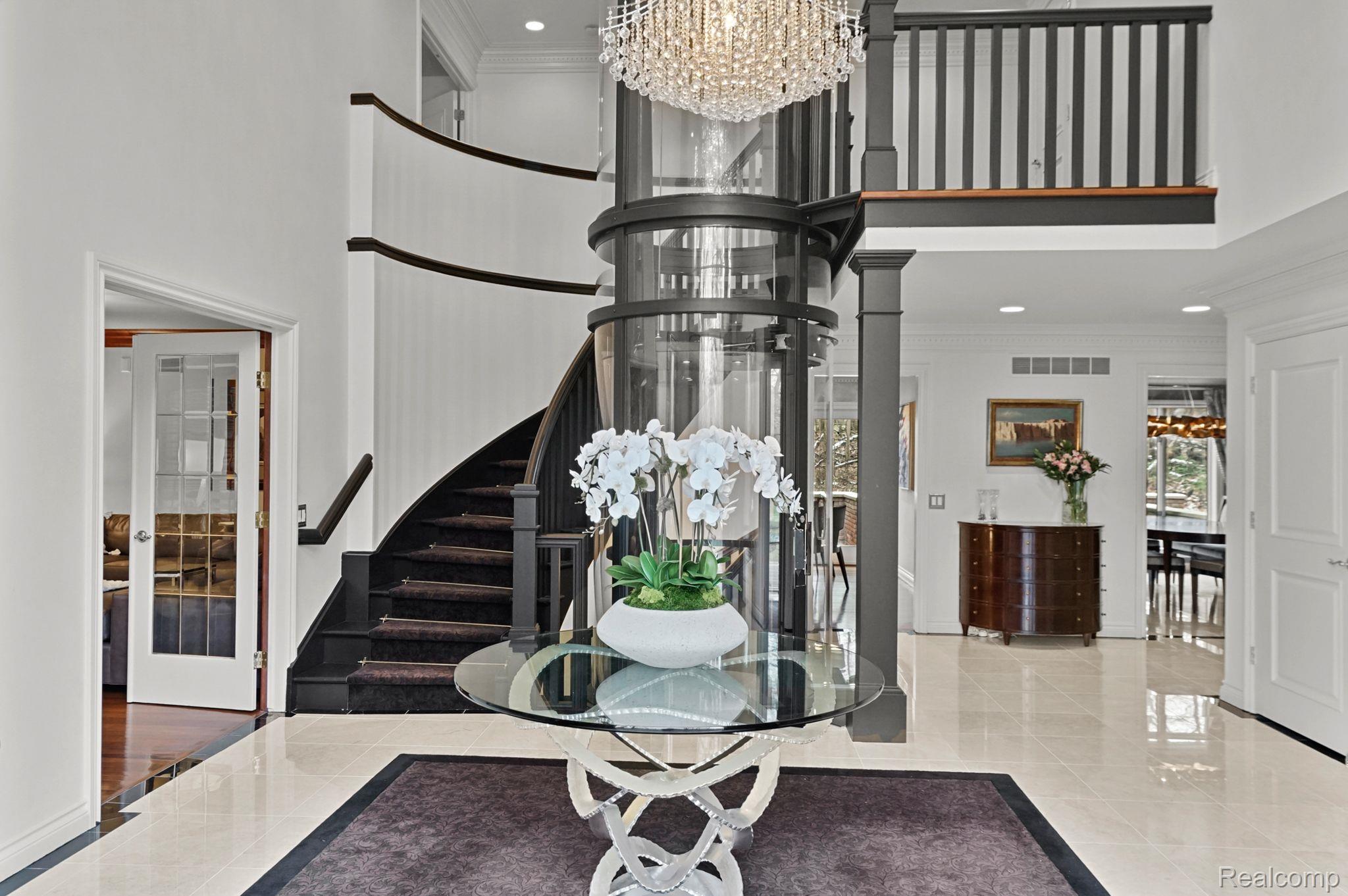 335 PINE RIDGE Drive
