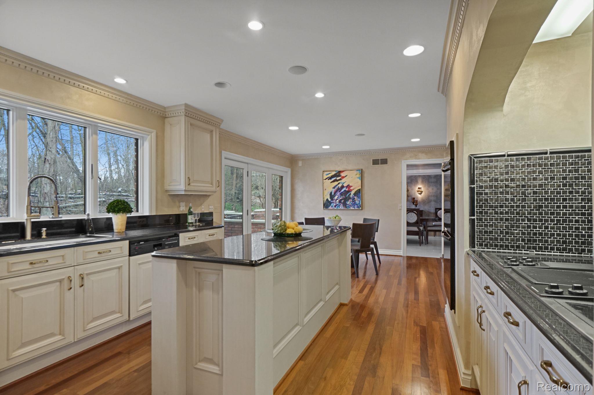 335 PINE RIDGE Drive