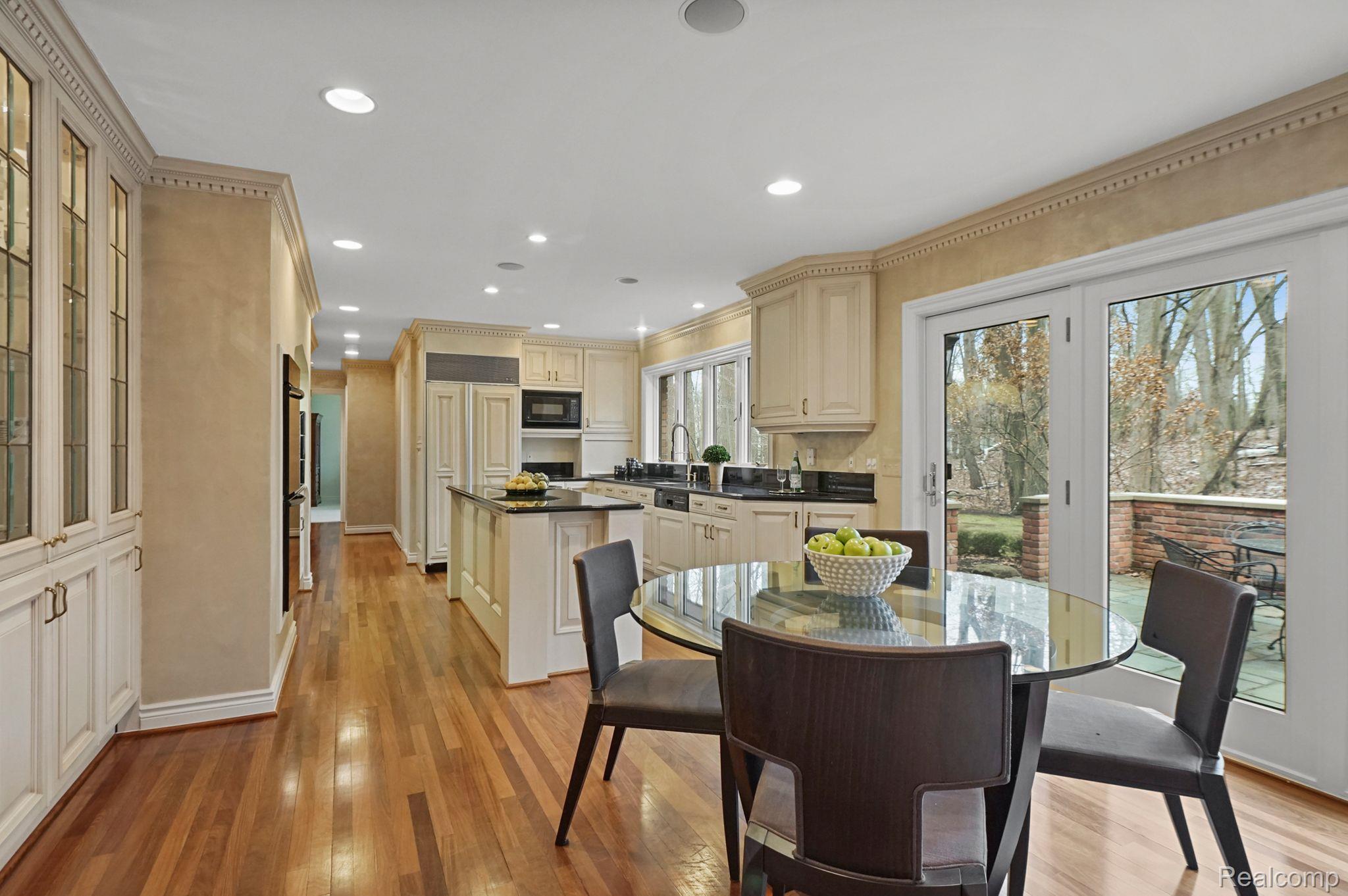 335 PINE RIDGE Drive