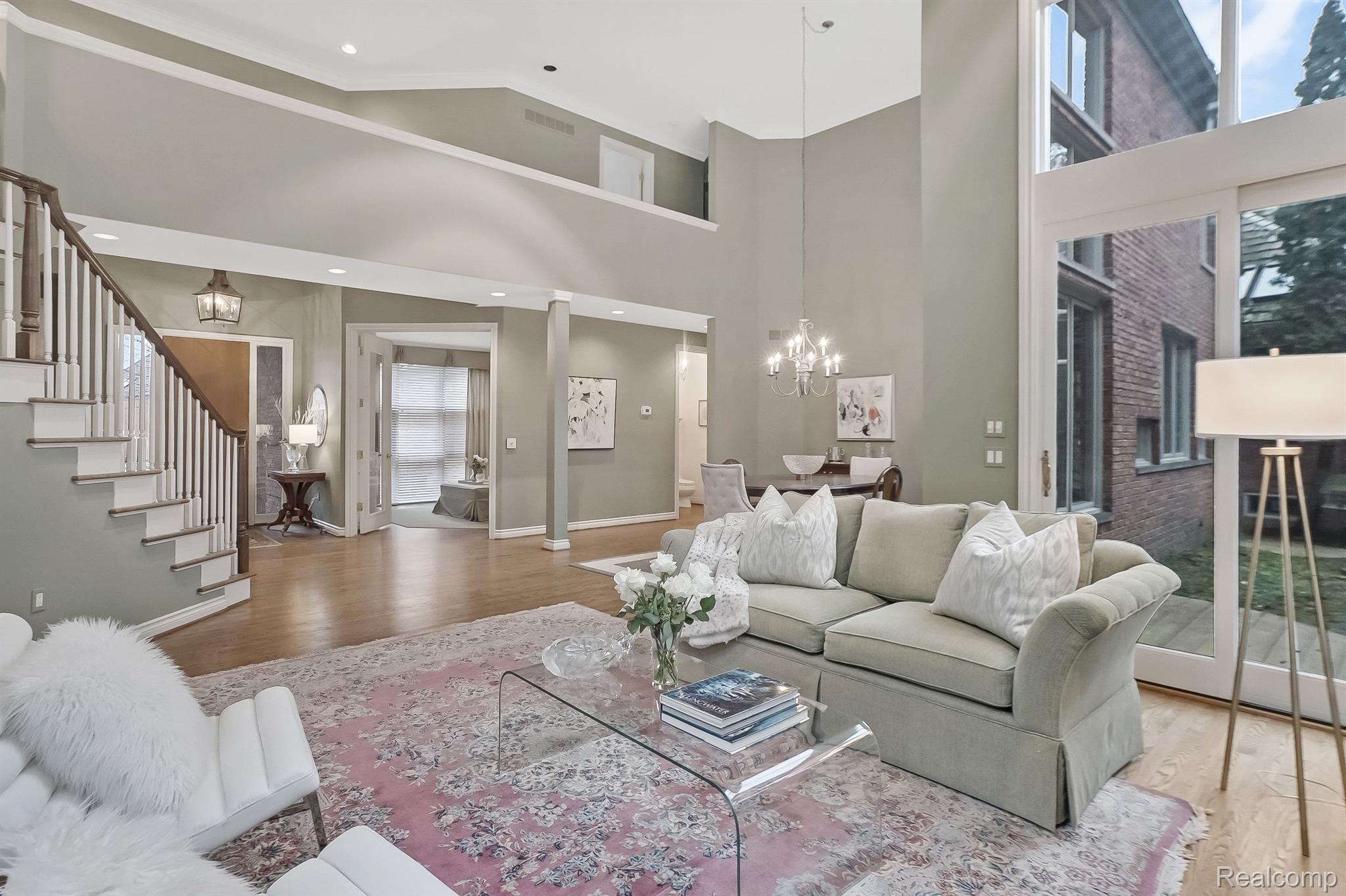 1164 Lone Pine Woods 3L