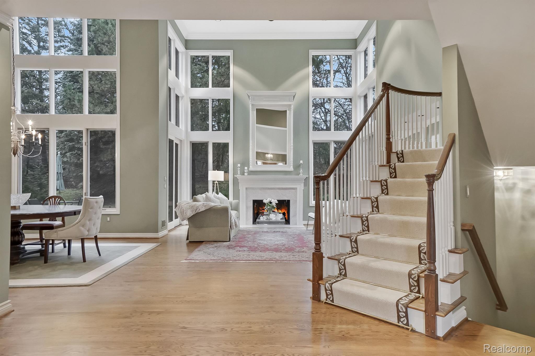 1164 Lone Pine Woods 3L