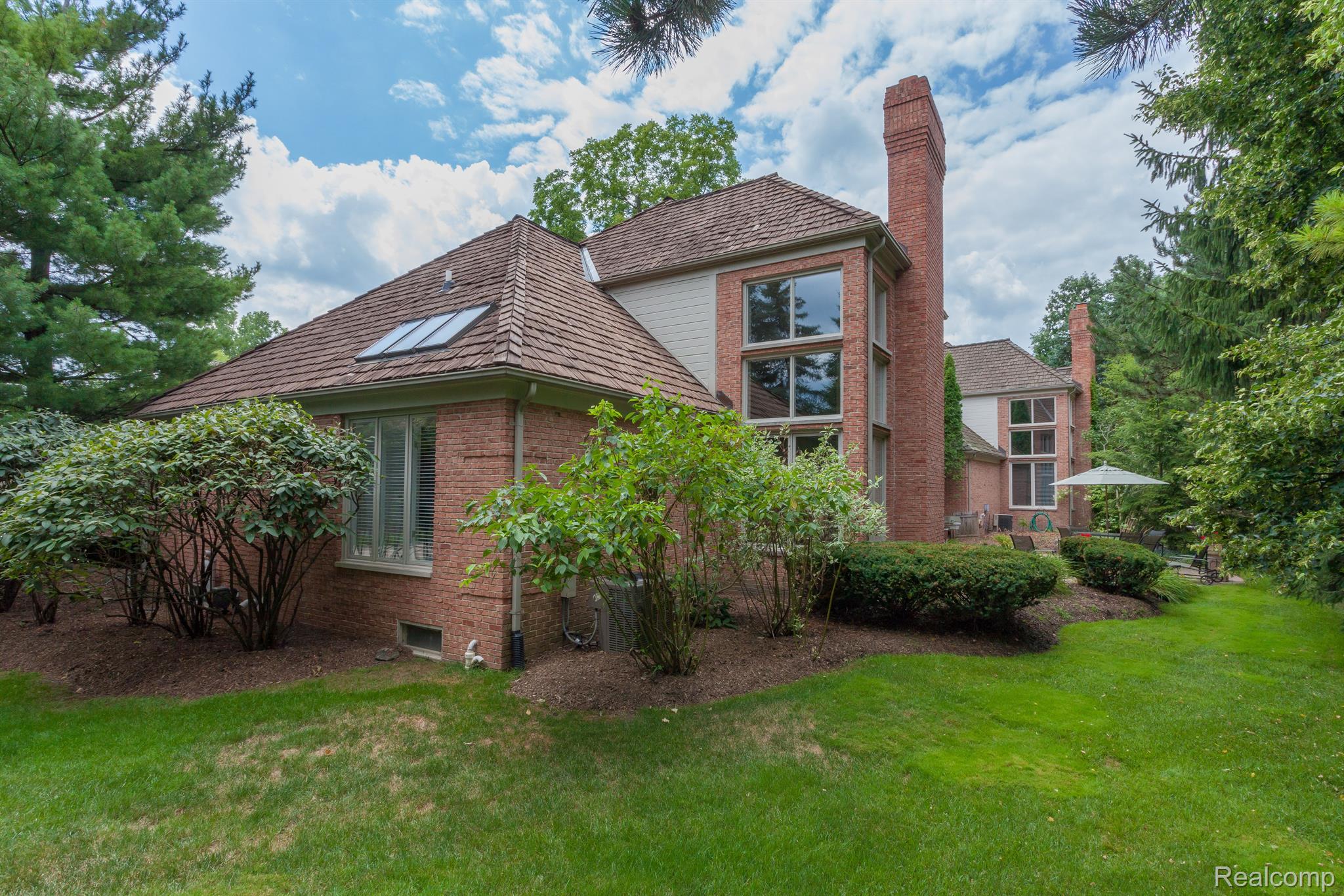 1164 Lone Pine Woods 3L