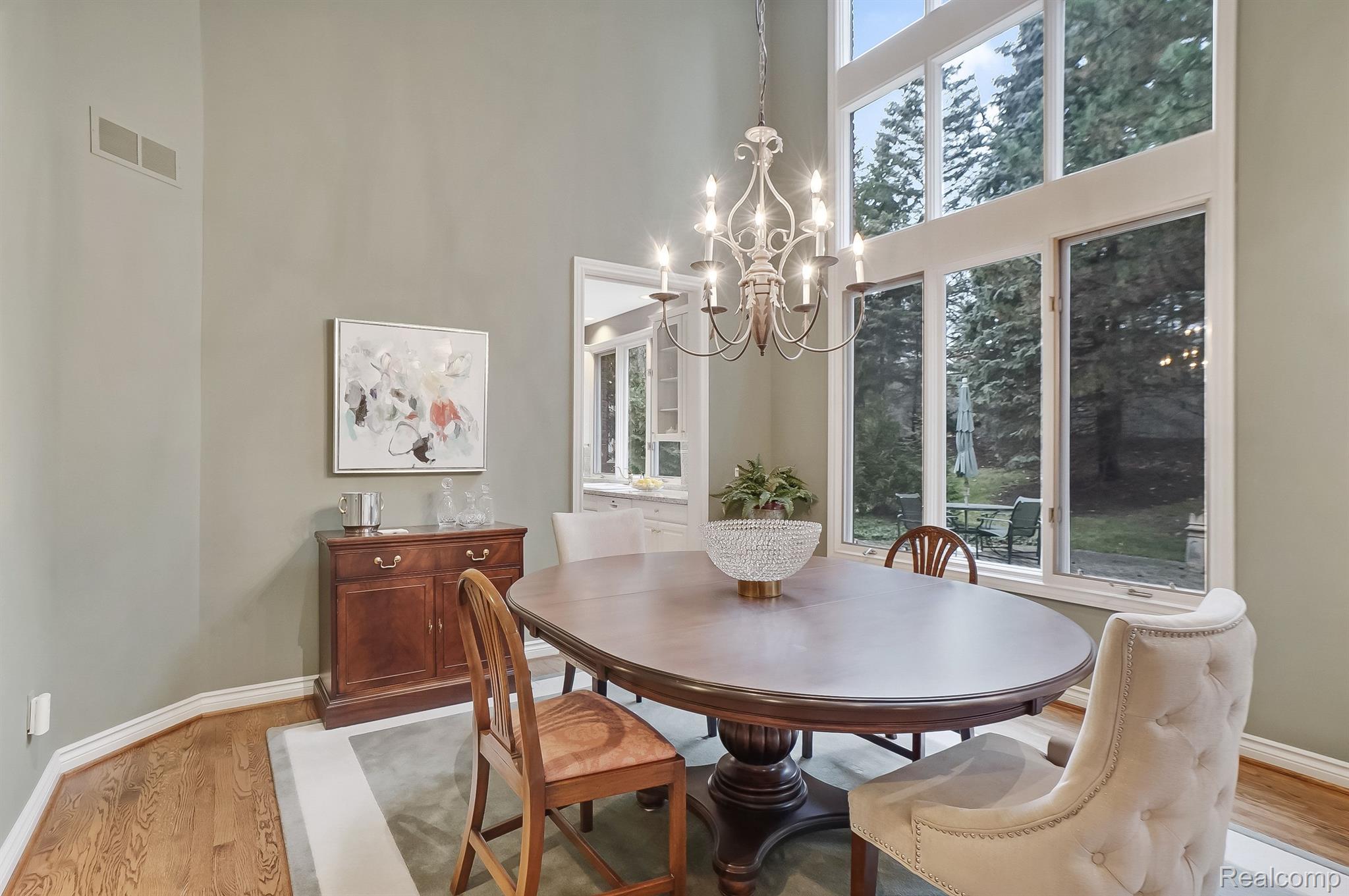 1164 Lone Pine Woods 3L
