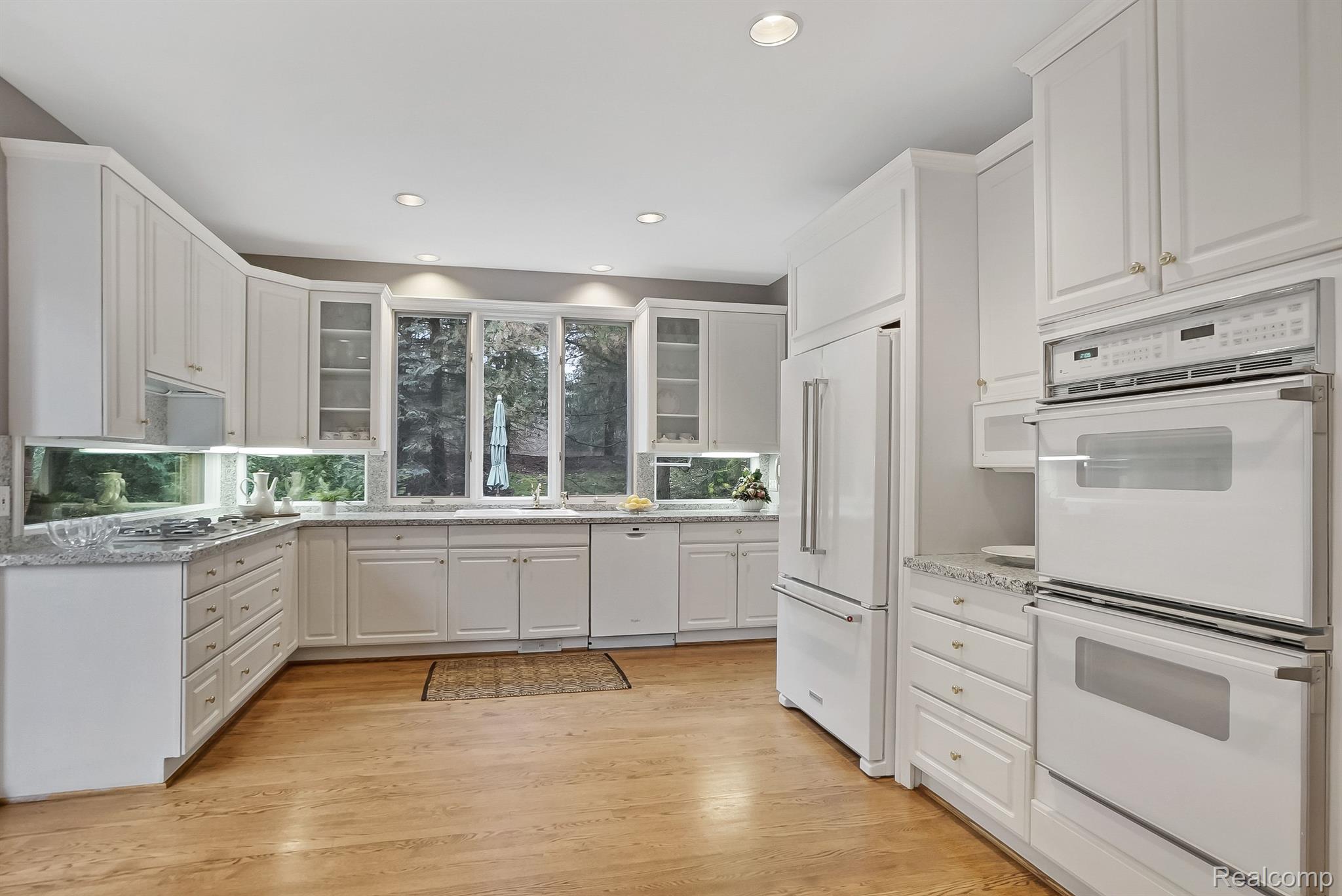 1164 Lone Pine Woods 3L