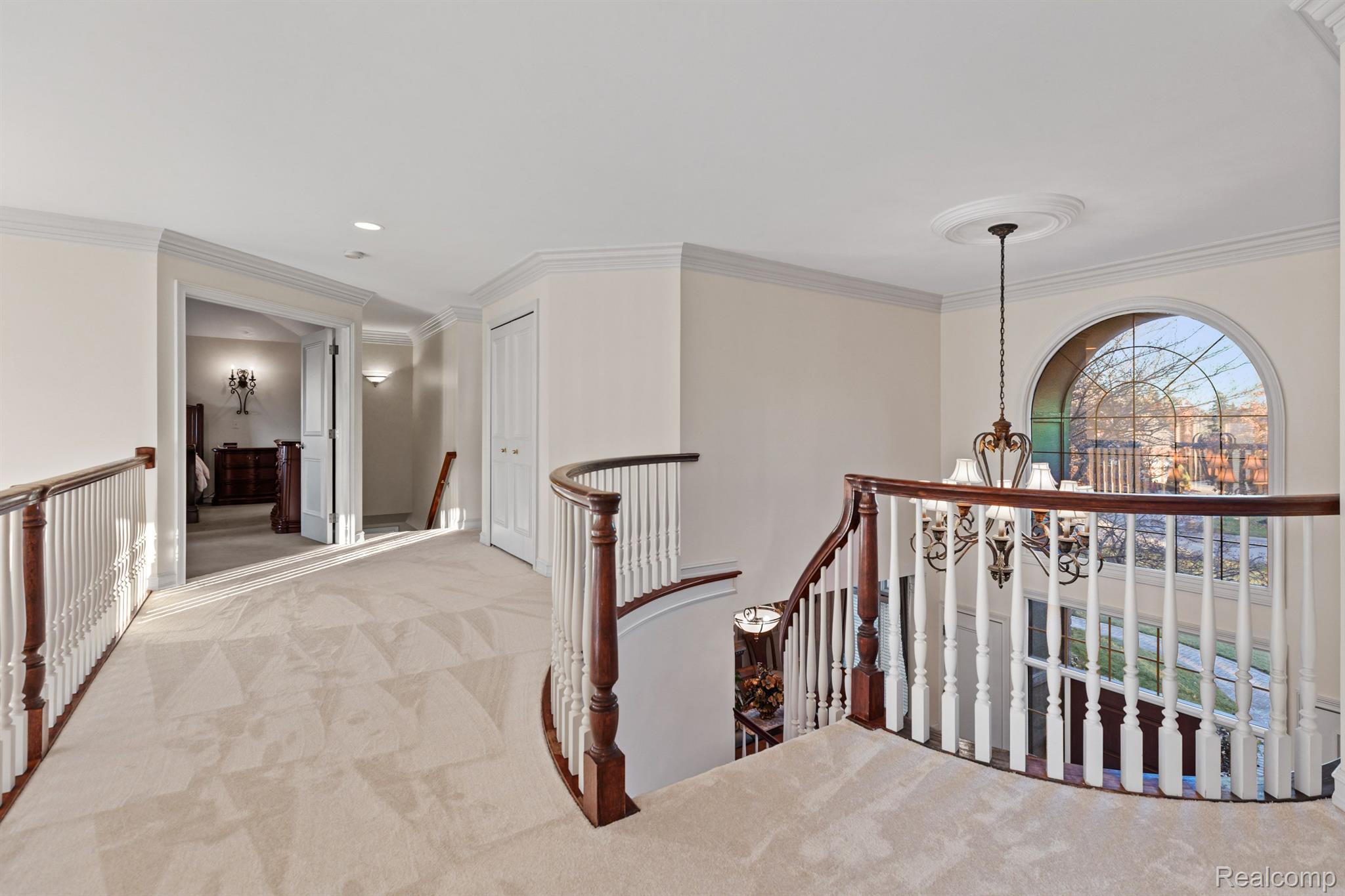 3890 MOUNTAIN LAUREL Boulevard