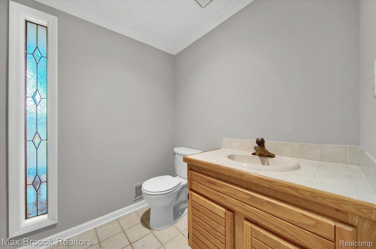 190 Stonetree Circle
