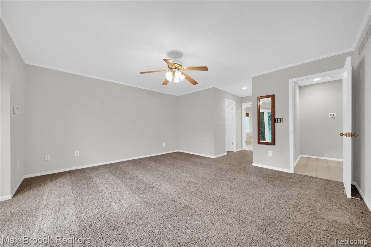 190 Stonetree Circle