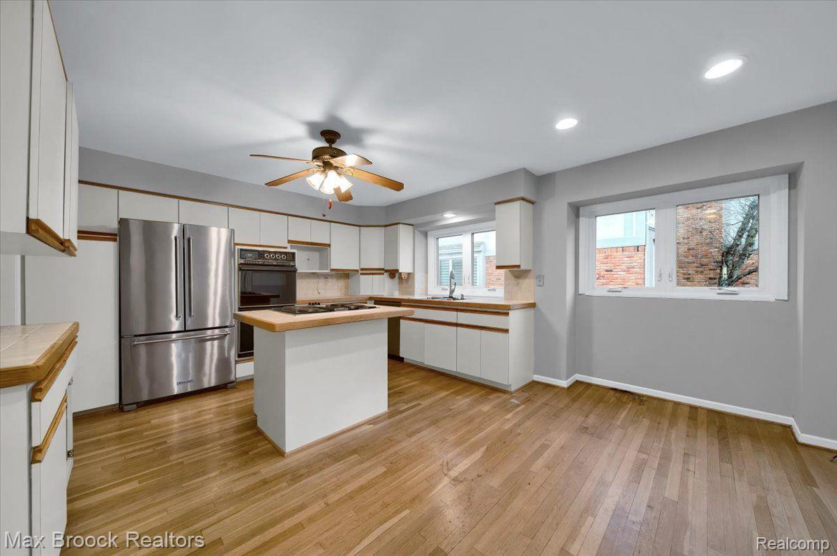 190 Stonetree Circle