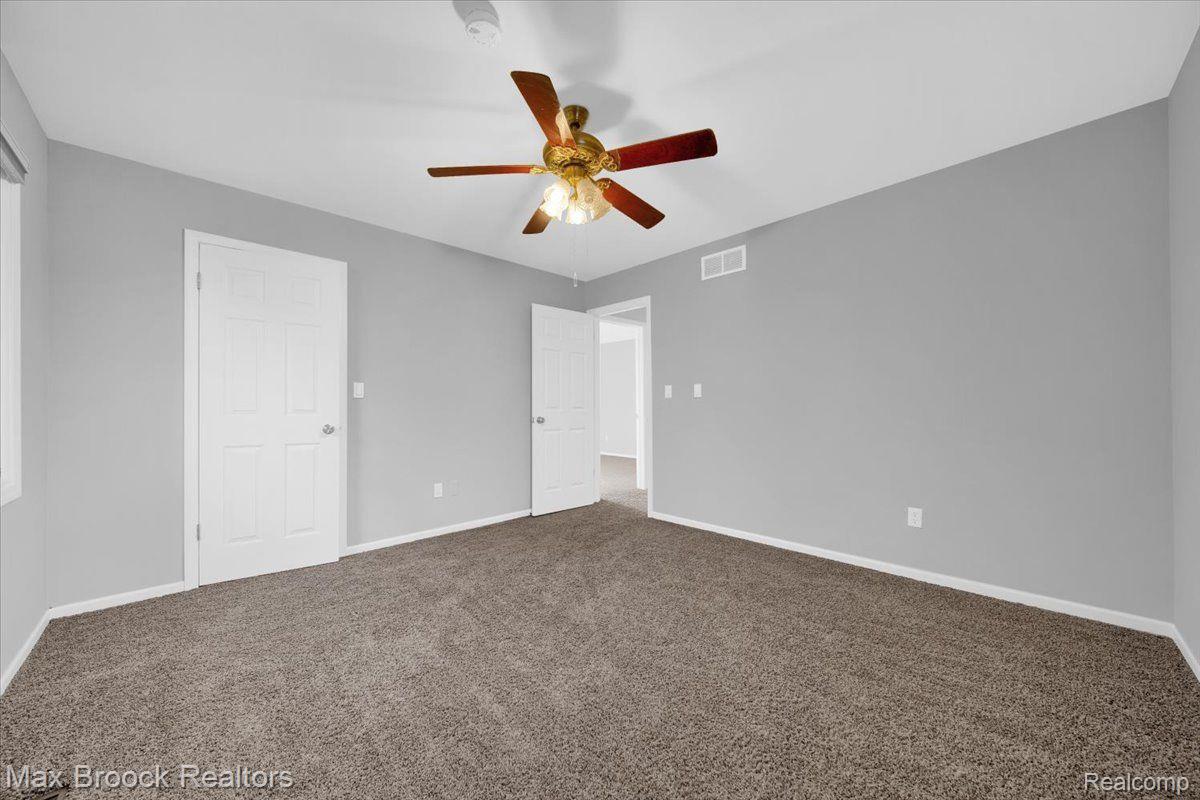 190 Stonetree Circle