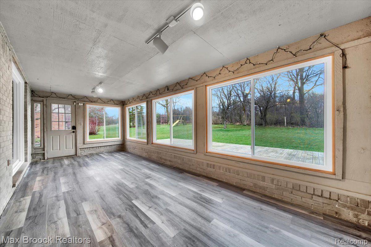 190 Stonetree Circle