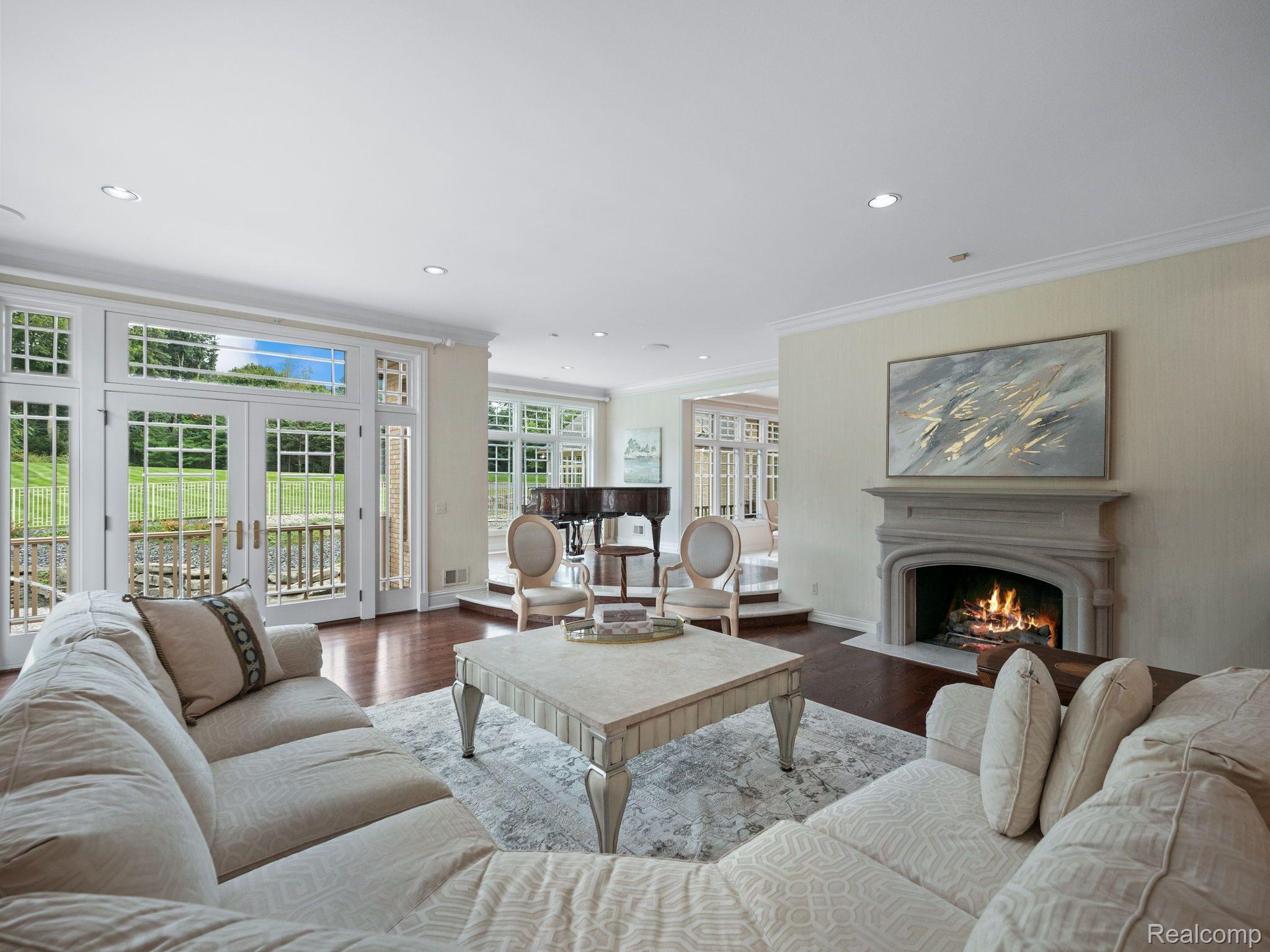 1100 Orchard Ridge Road