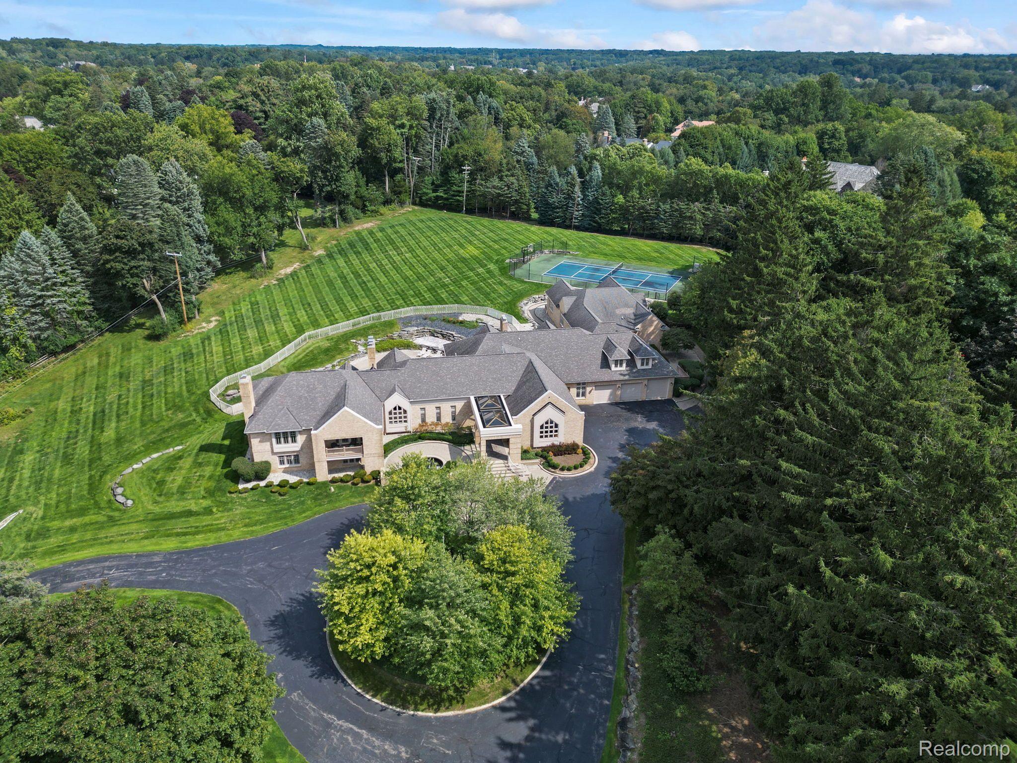 1100 Orchard Ridge Road