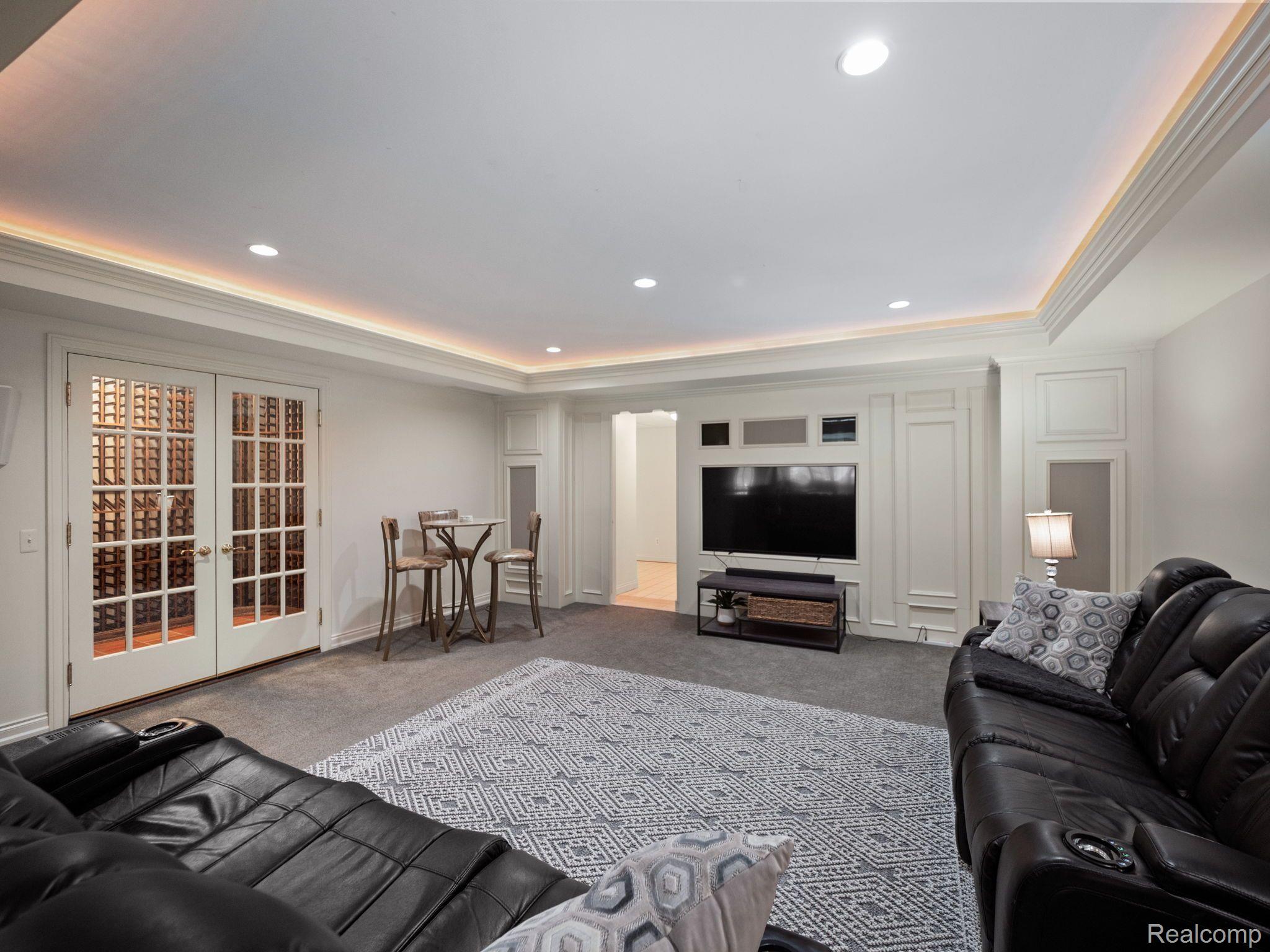 1100 Orchard Ridge Road