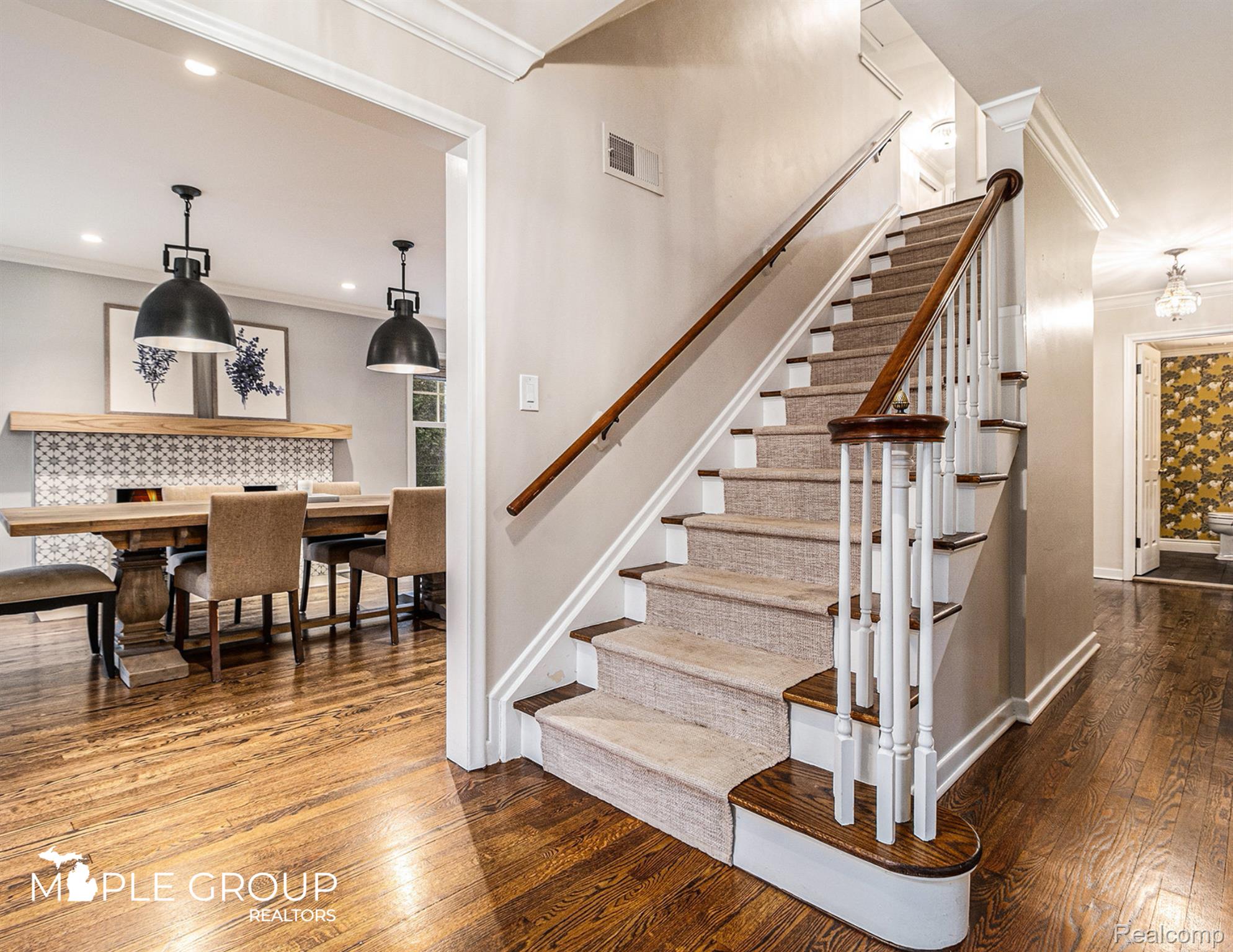 1141 LAKE PARK Drive