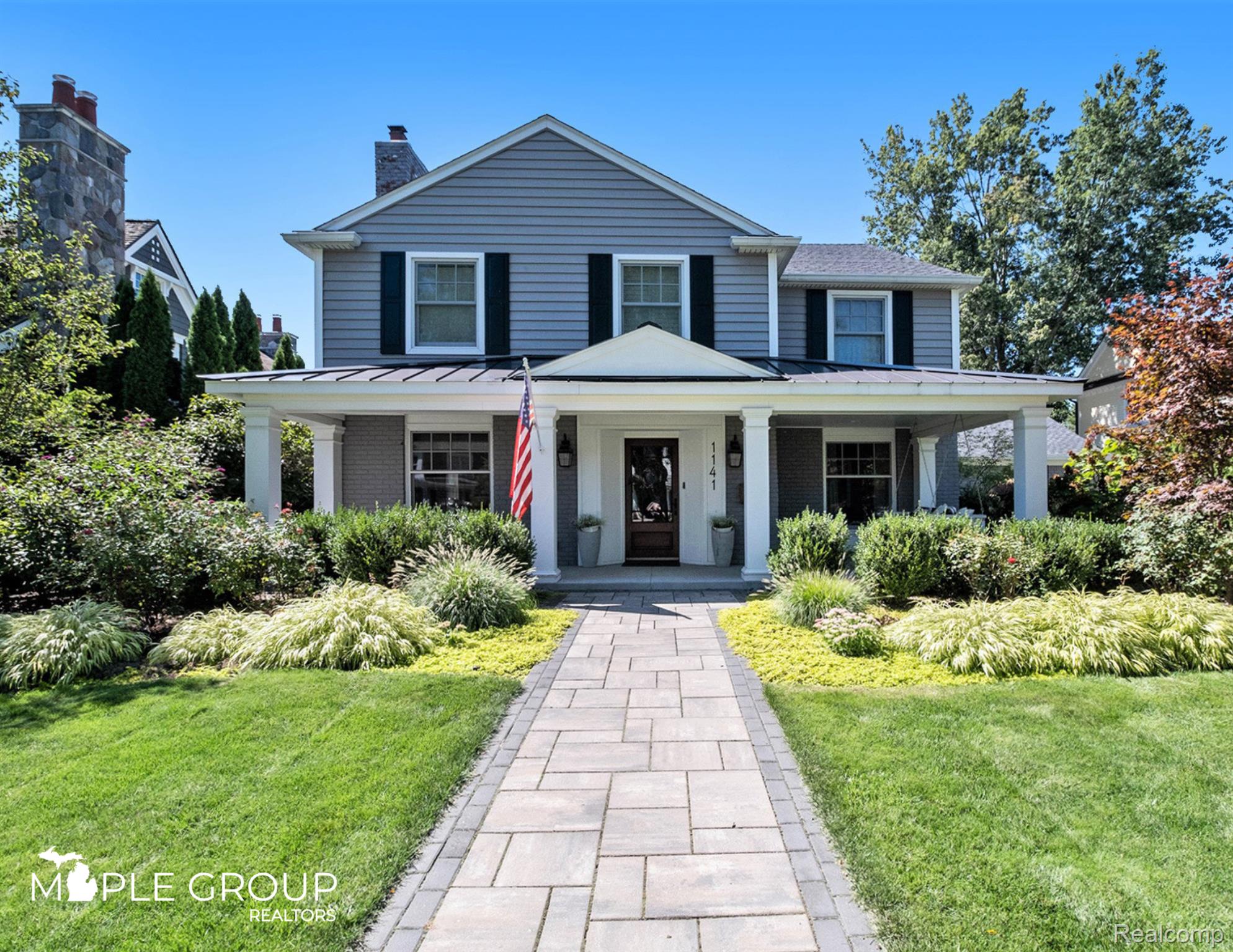 1141 LAKE PARK Drive