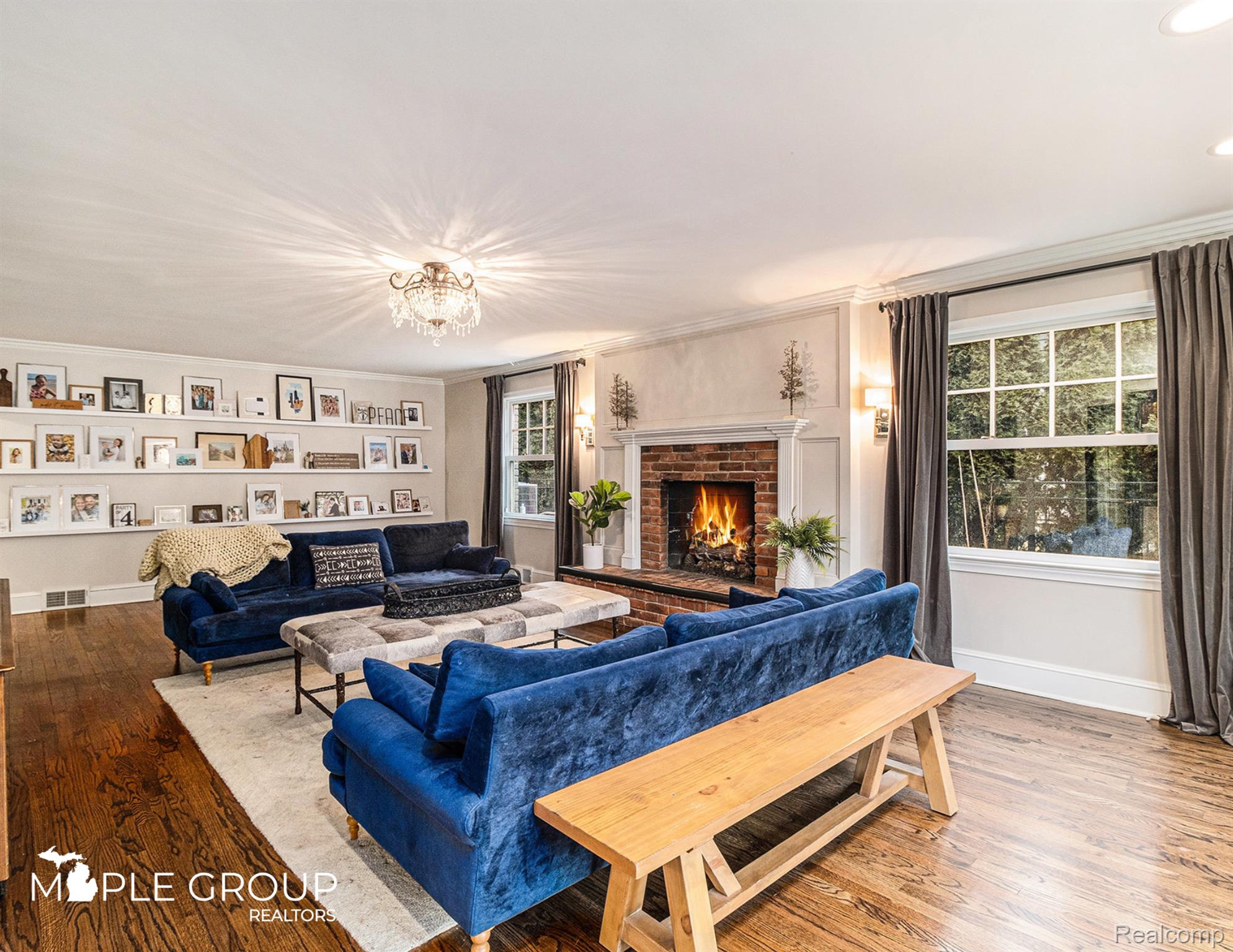 1141 LAKE PARK Drive