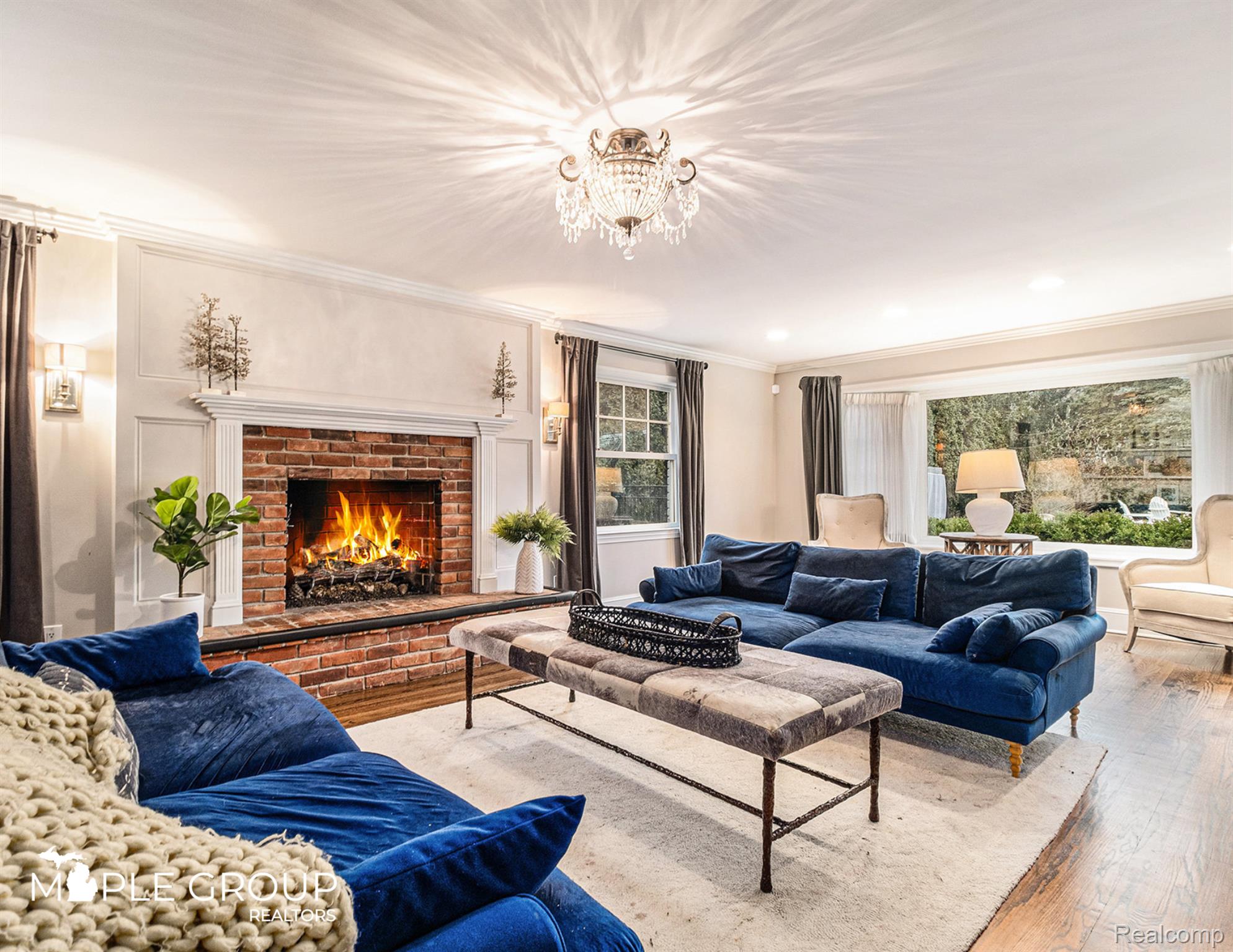 1141 LAKE PARK Drive