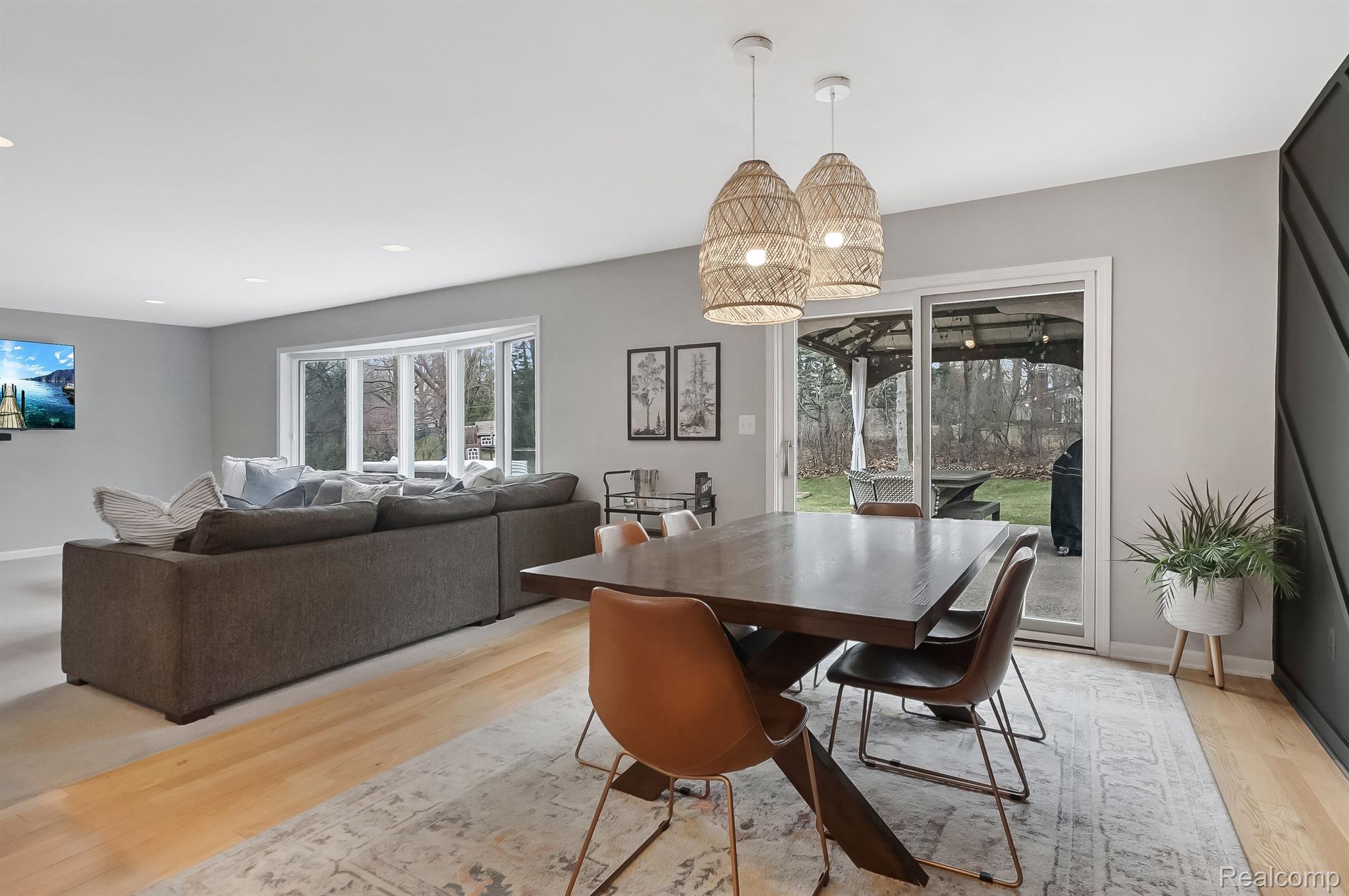 4450 Pine Tree Trail