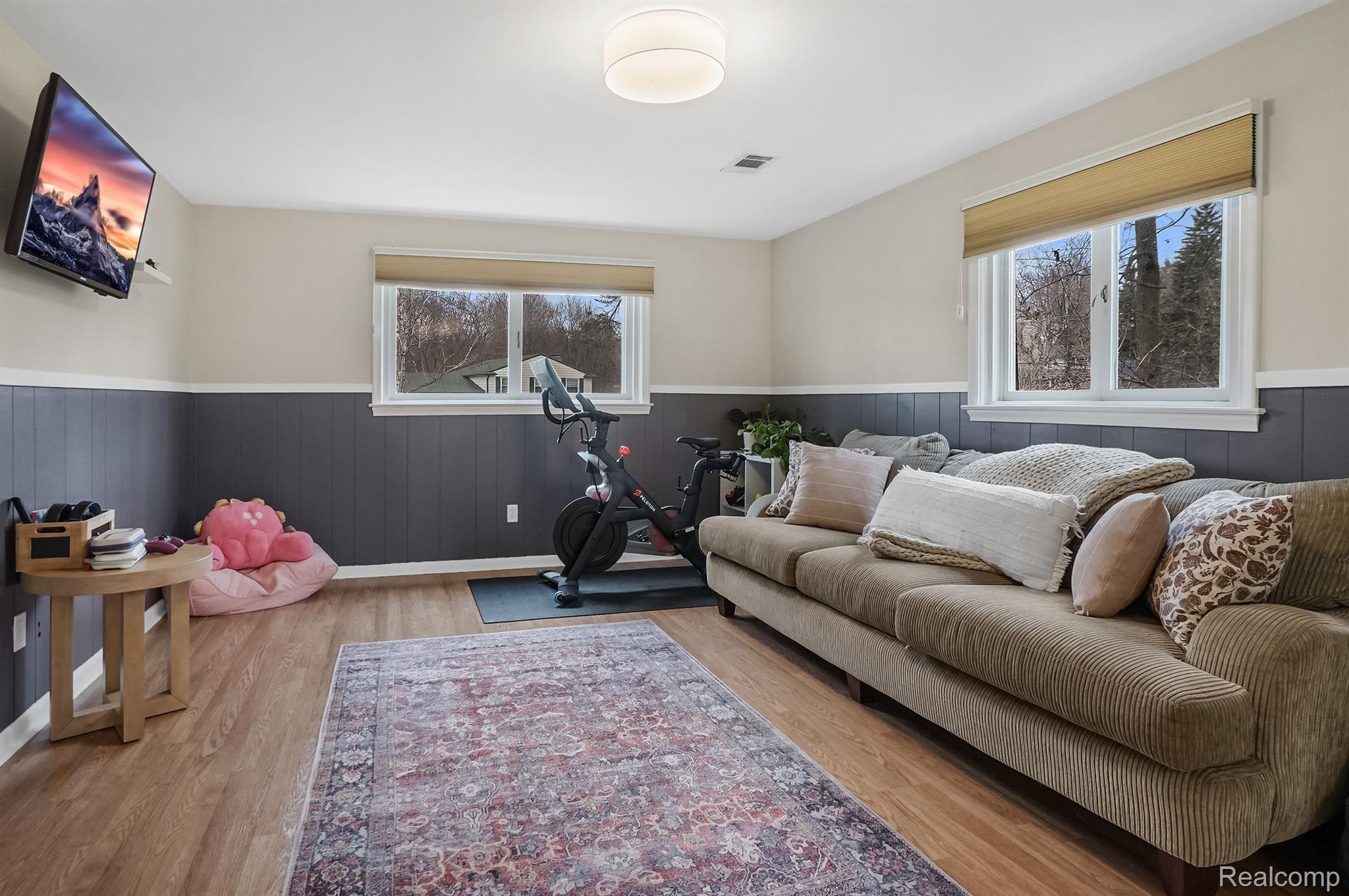 4450 Pine Tree Trail