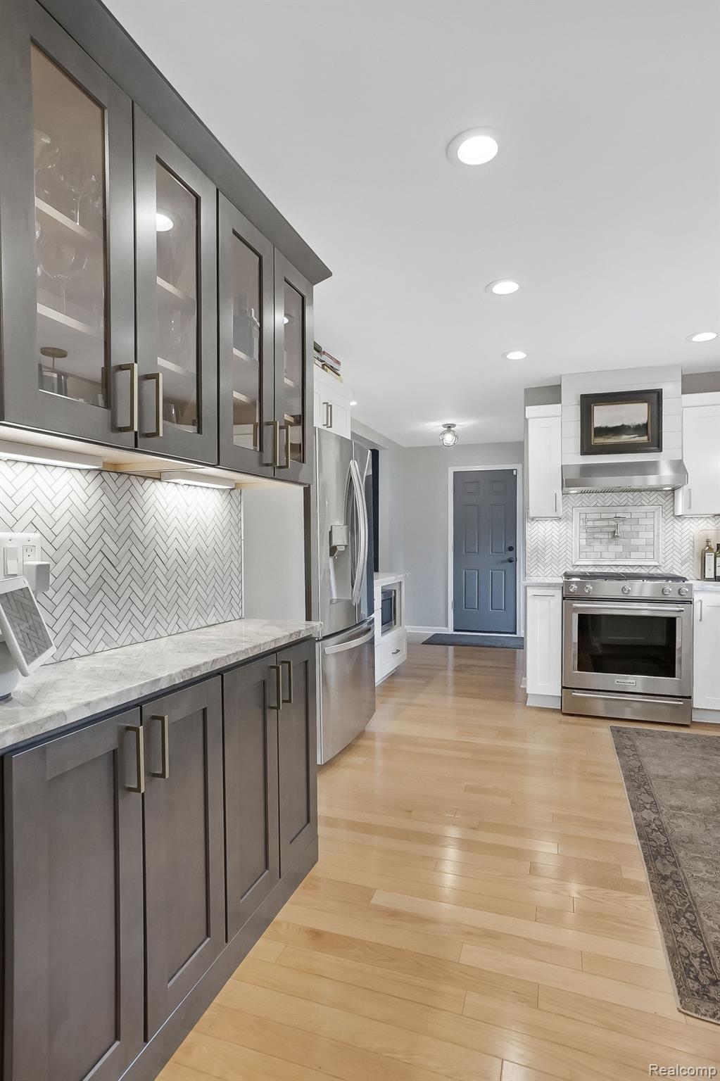 4450 Pine Tree Trail