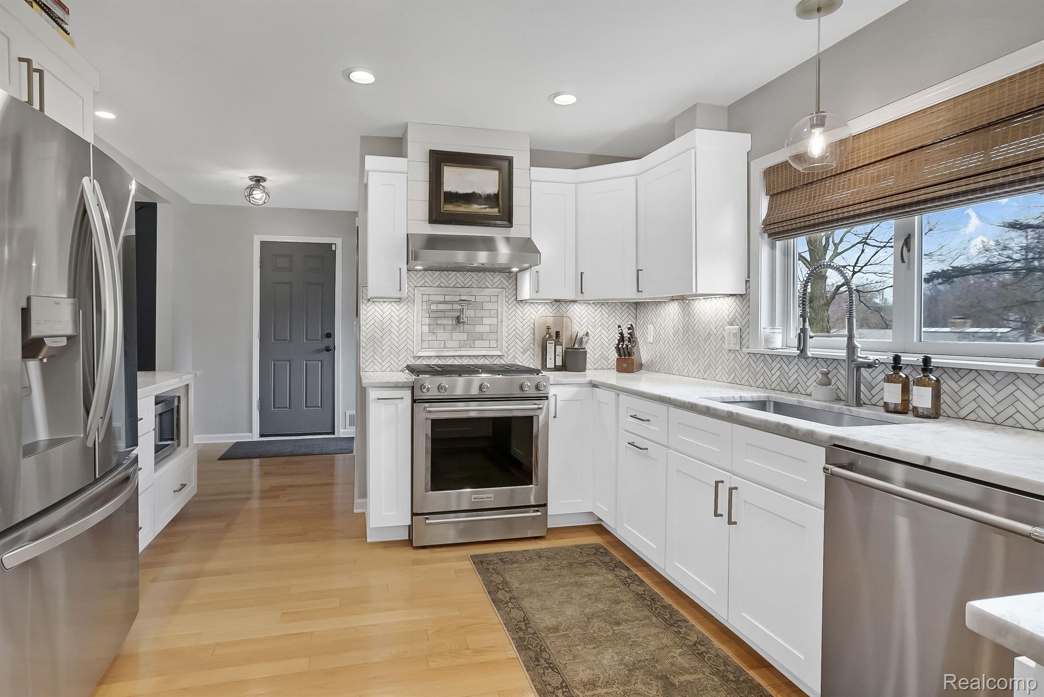 4450 Pine Tree Trail