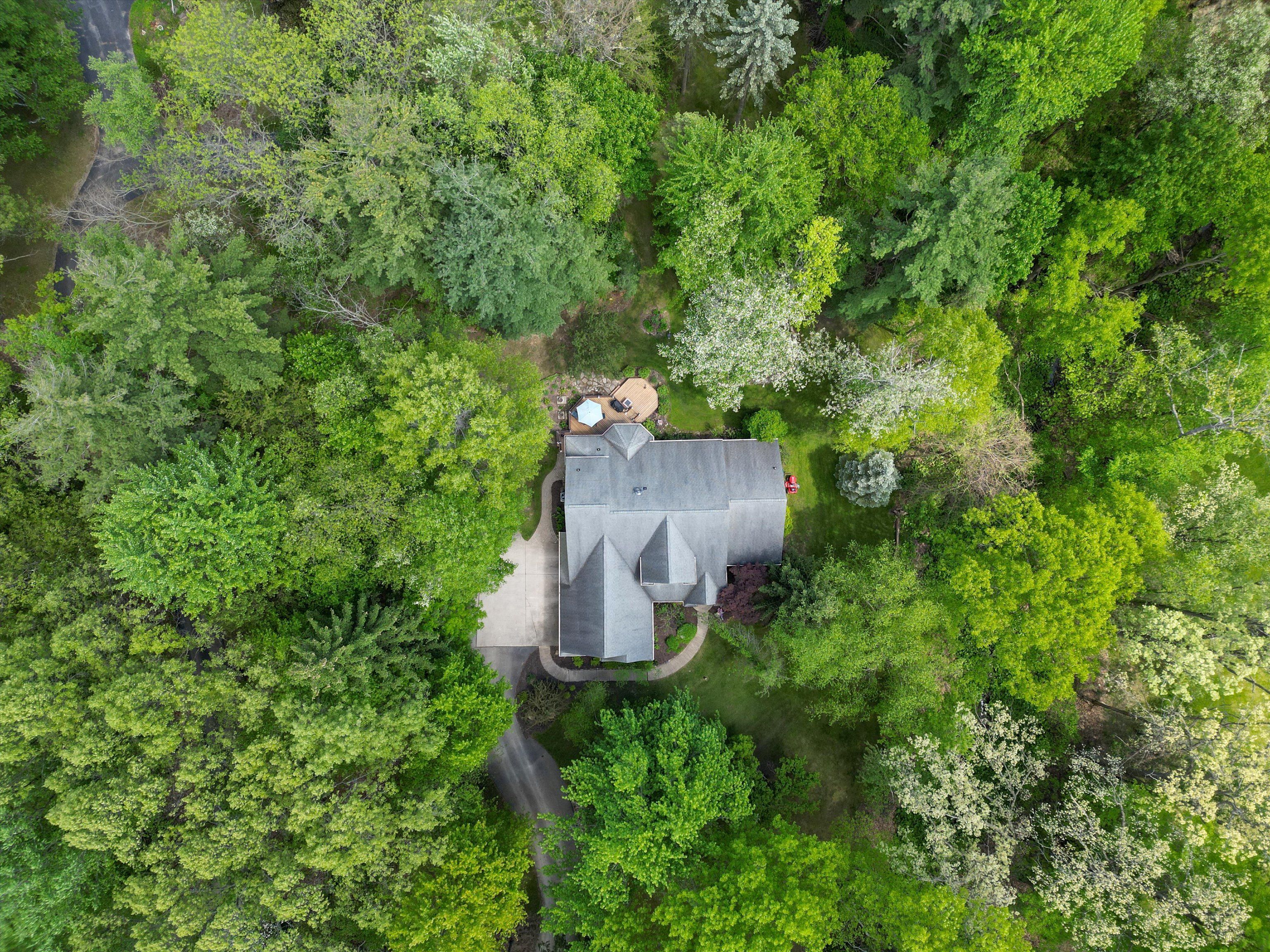 1331 Avon Circle W