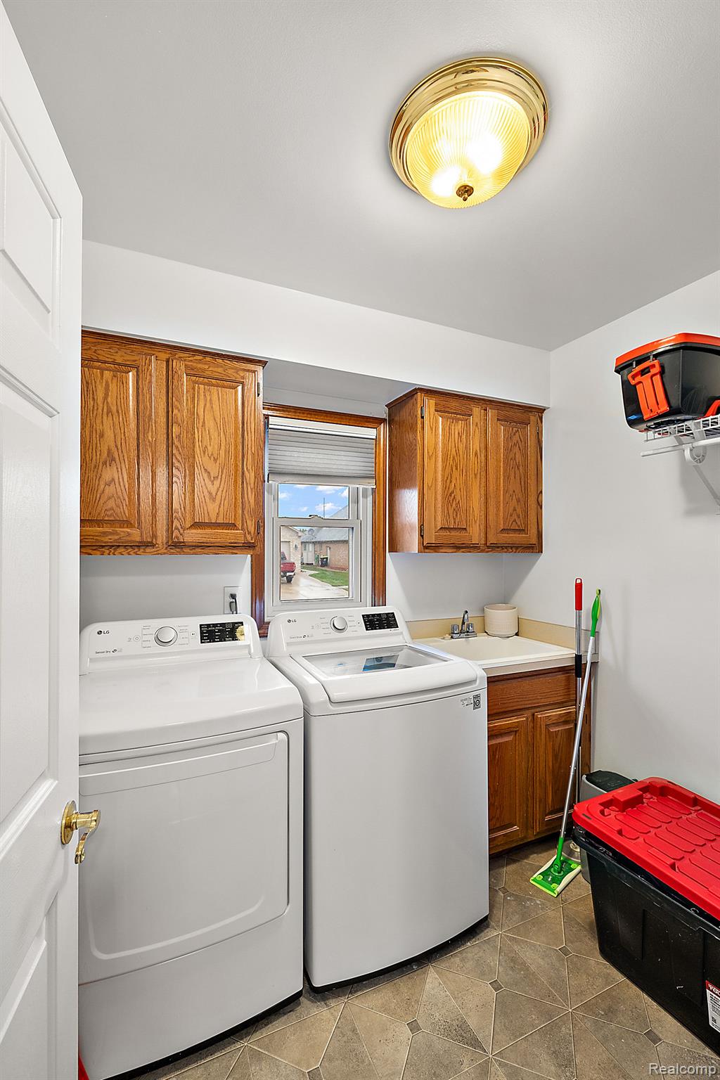 54836 CHICKASAW Drive